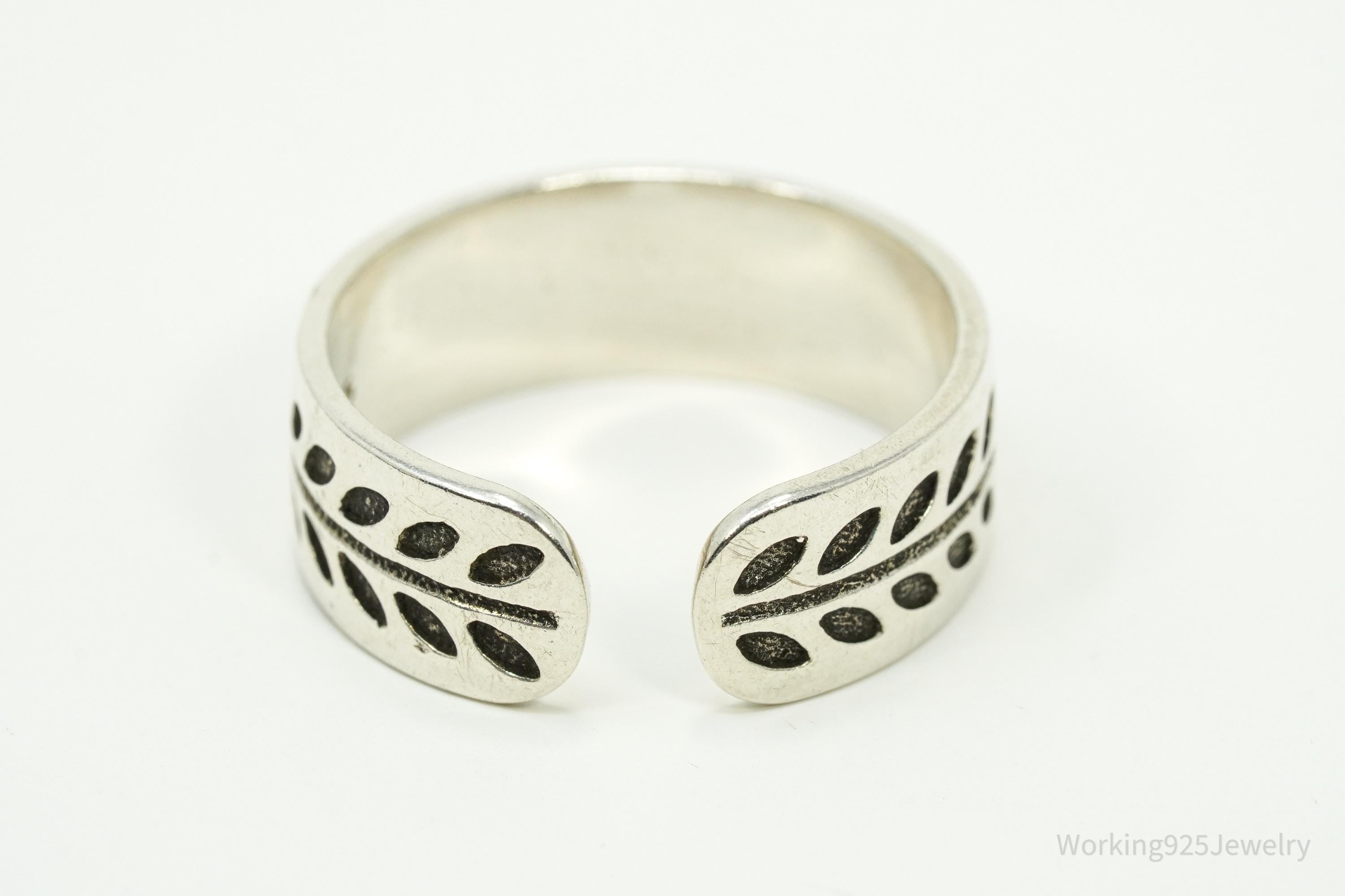 Vintage Leaf Vine Design Sterling Silver Band Ring - Size 10