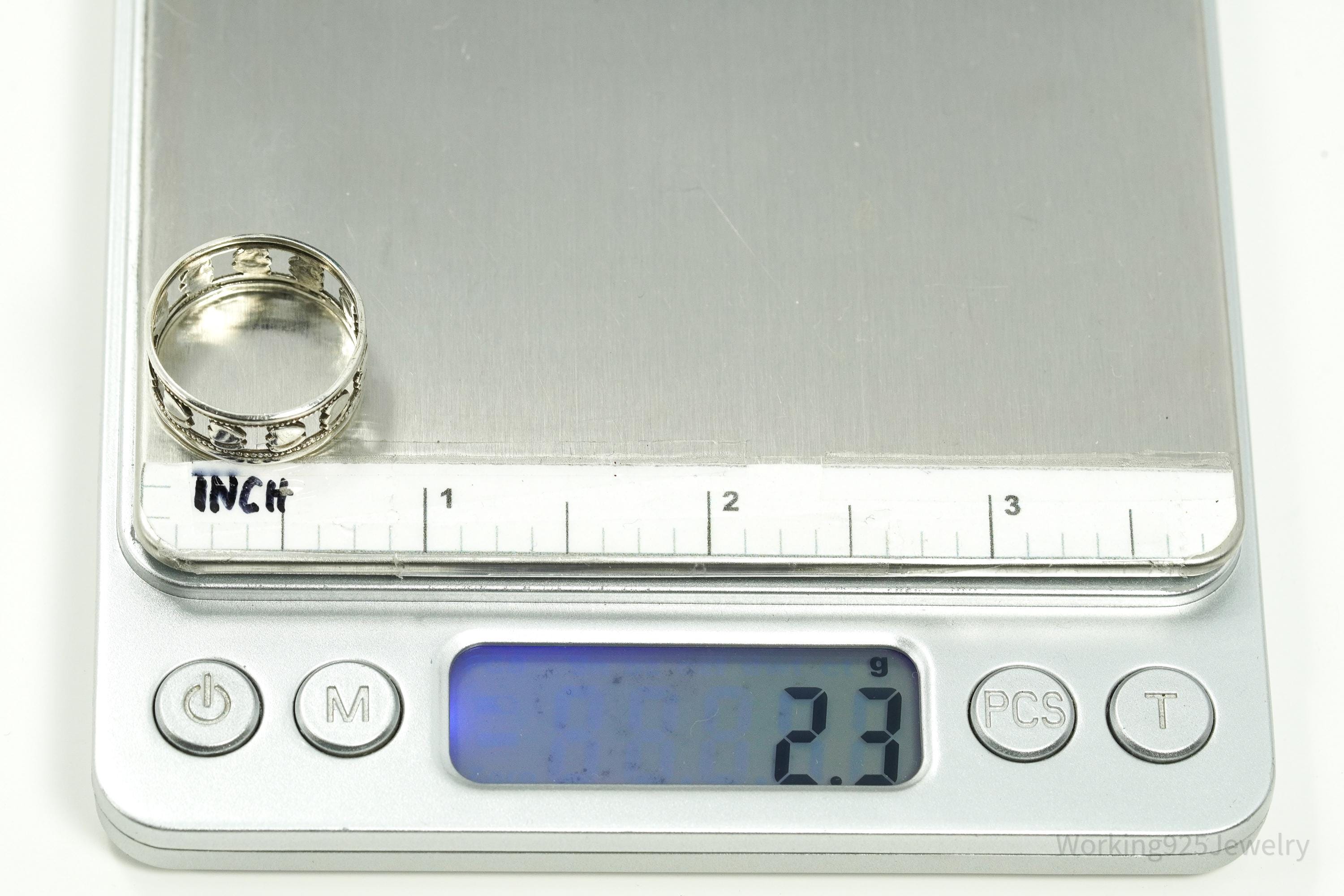 Antique Double Hearts Pattern Sterling Silver Band Ring - Size 8.25