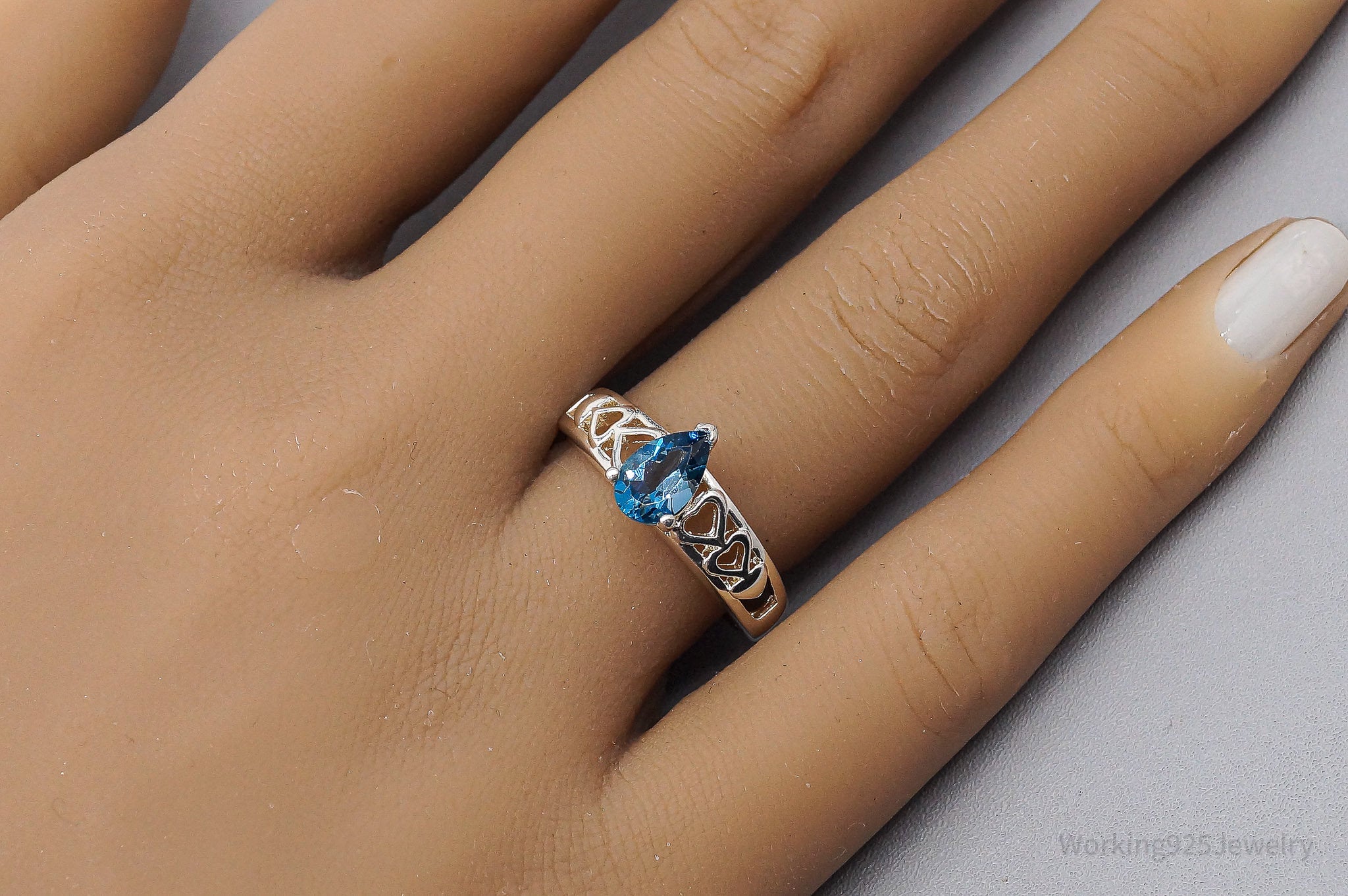 Vintage London Blue Topaz Hearts Pattern Sterling Silver Ring - Size 7.75