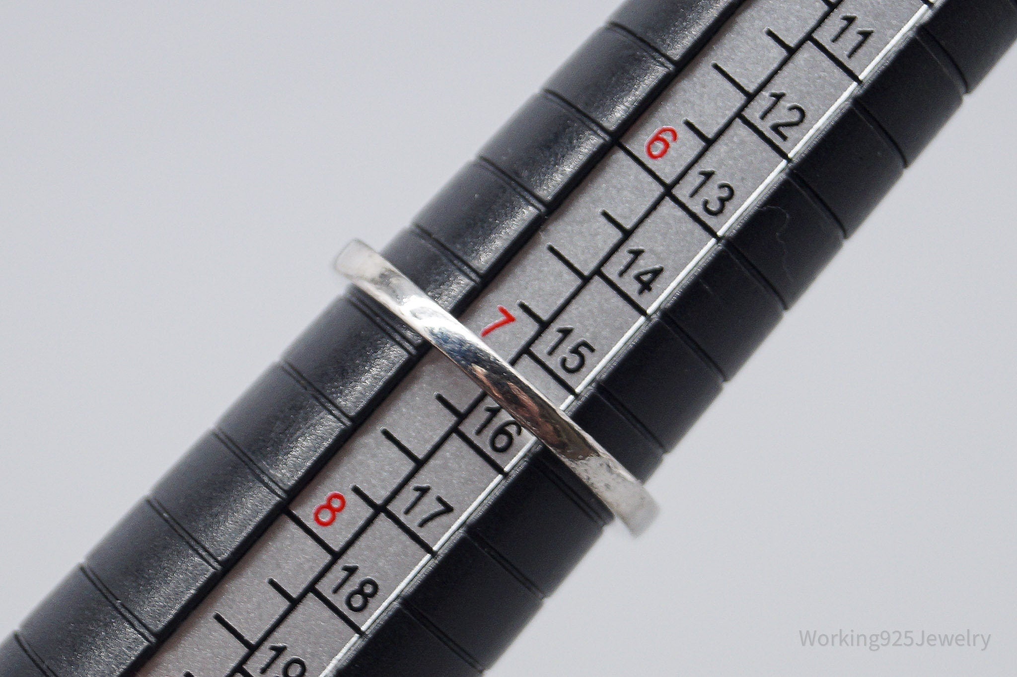 Vintage Violet Stone & White Cubic Zirconia Sterling Silver Ring - Size 7