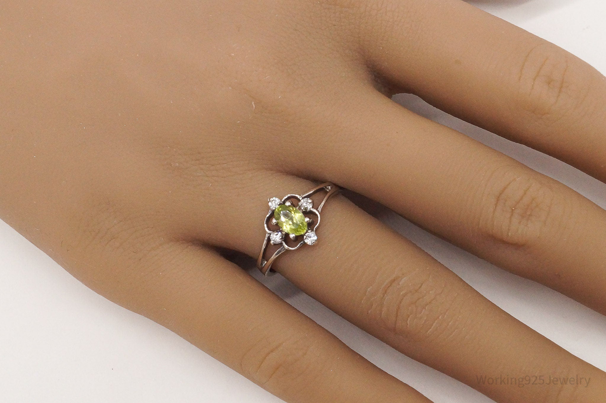 Vintage Peridot Cubic Zirconia Sterling Silver Ring - Size 7