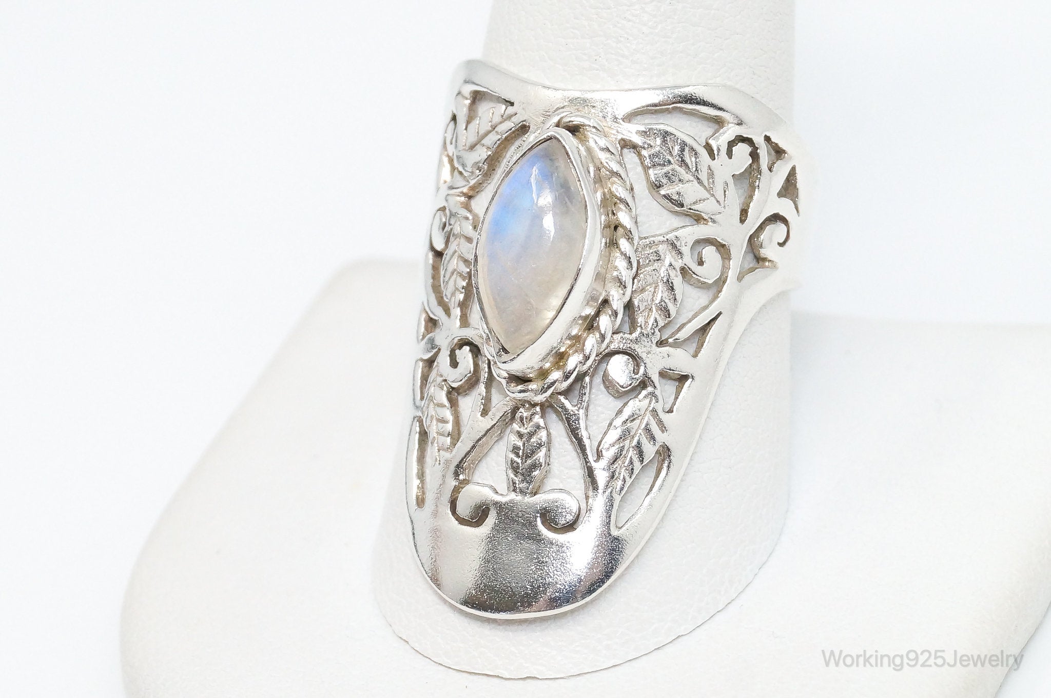 Vintage Moonstone Floral Scroll Cut Out Sterling Silver Ring - Size 9.75