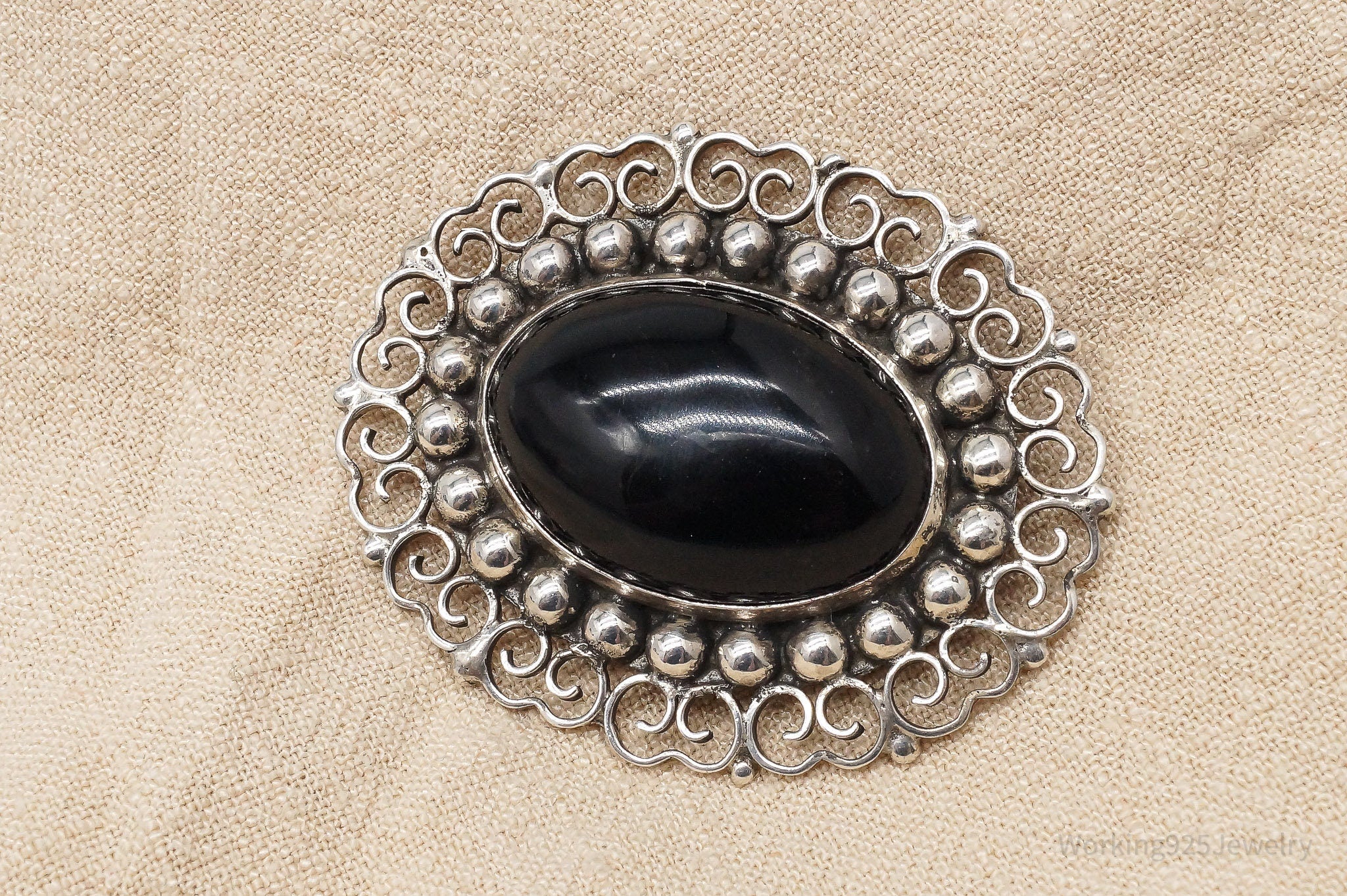 925 Sterling deals Silver Vintage Mexico Black Onyx Gem Modernist Design Pin Brooch