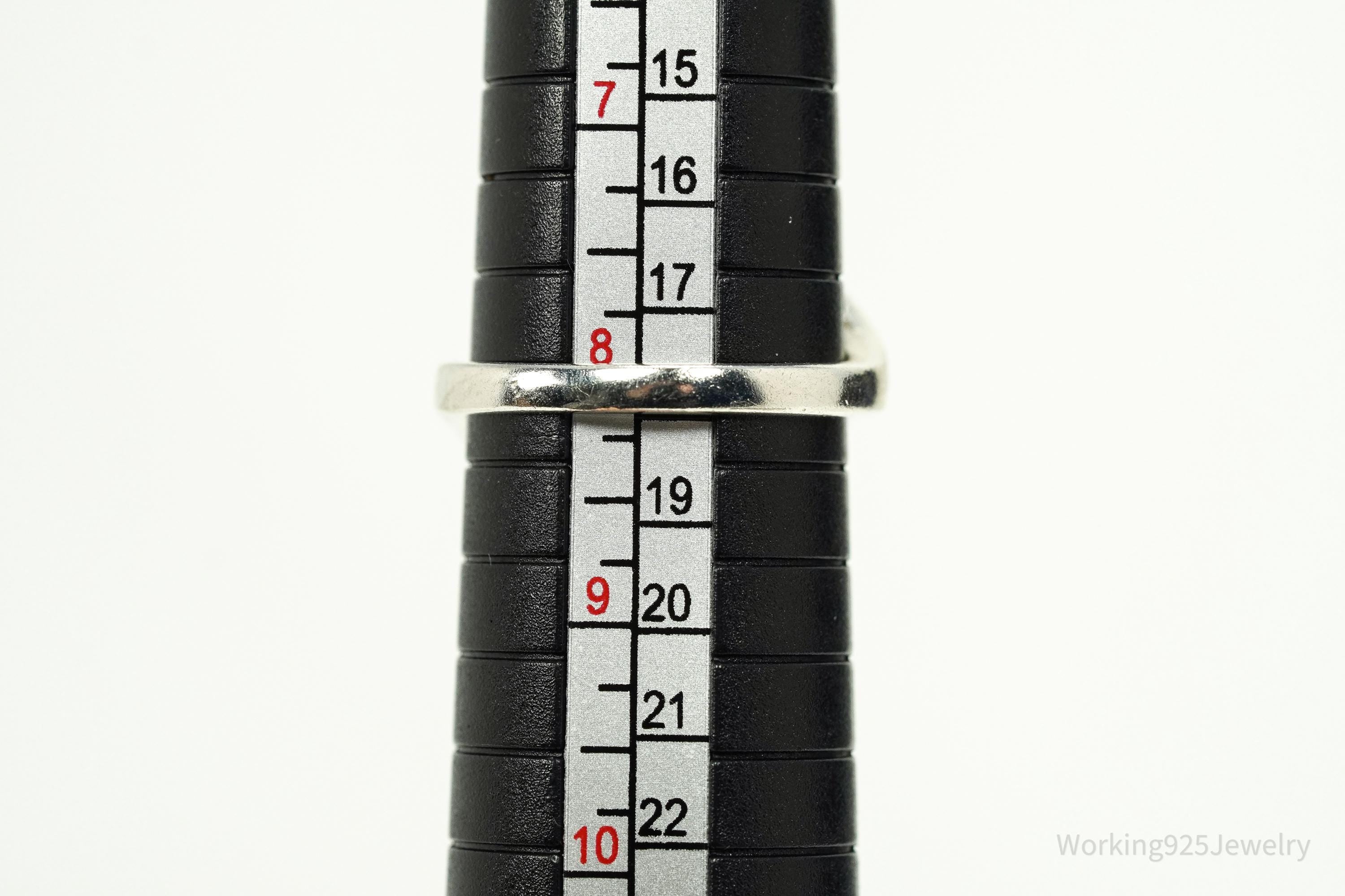 Vintage Green Peridot Sterling Silver Ring - Size 8