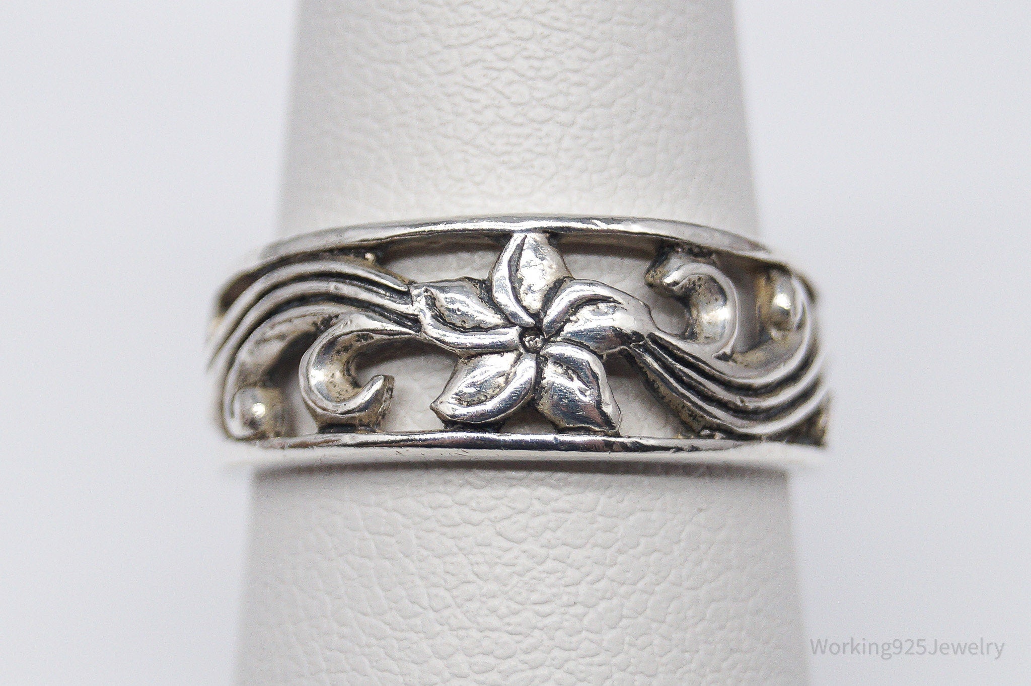 Vintage Flower Sterling Silver Band Ring Size 6.75