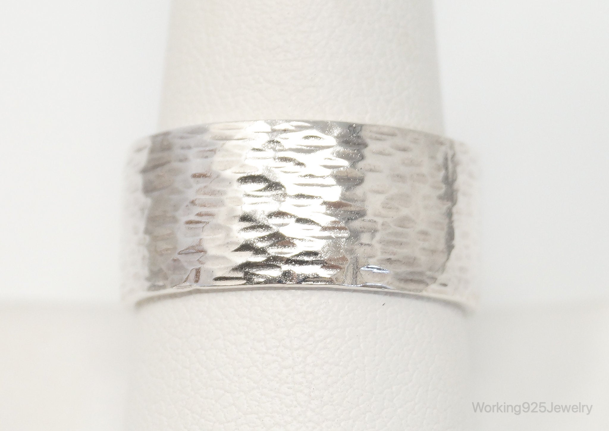 Vintage Modern Hammered Style Sterling Silver Band Ring - Size 8.25