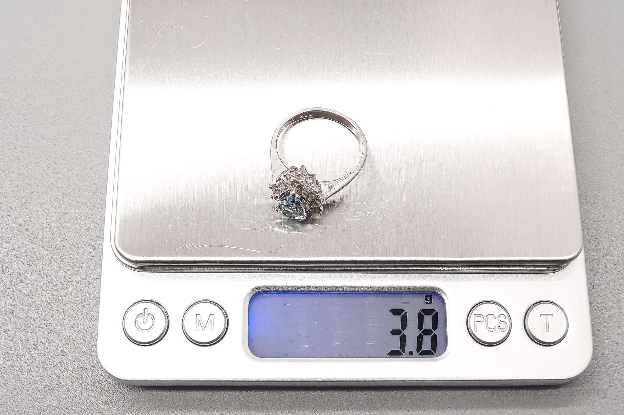 Vintage Blue Topaz Cubic Zirconia Sterling Silver Ring - Size 7.75