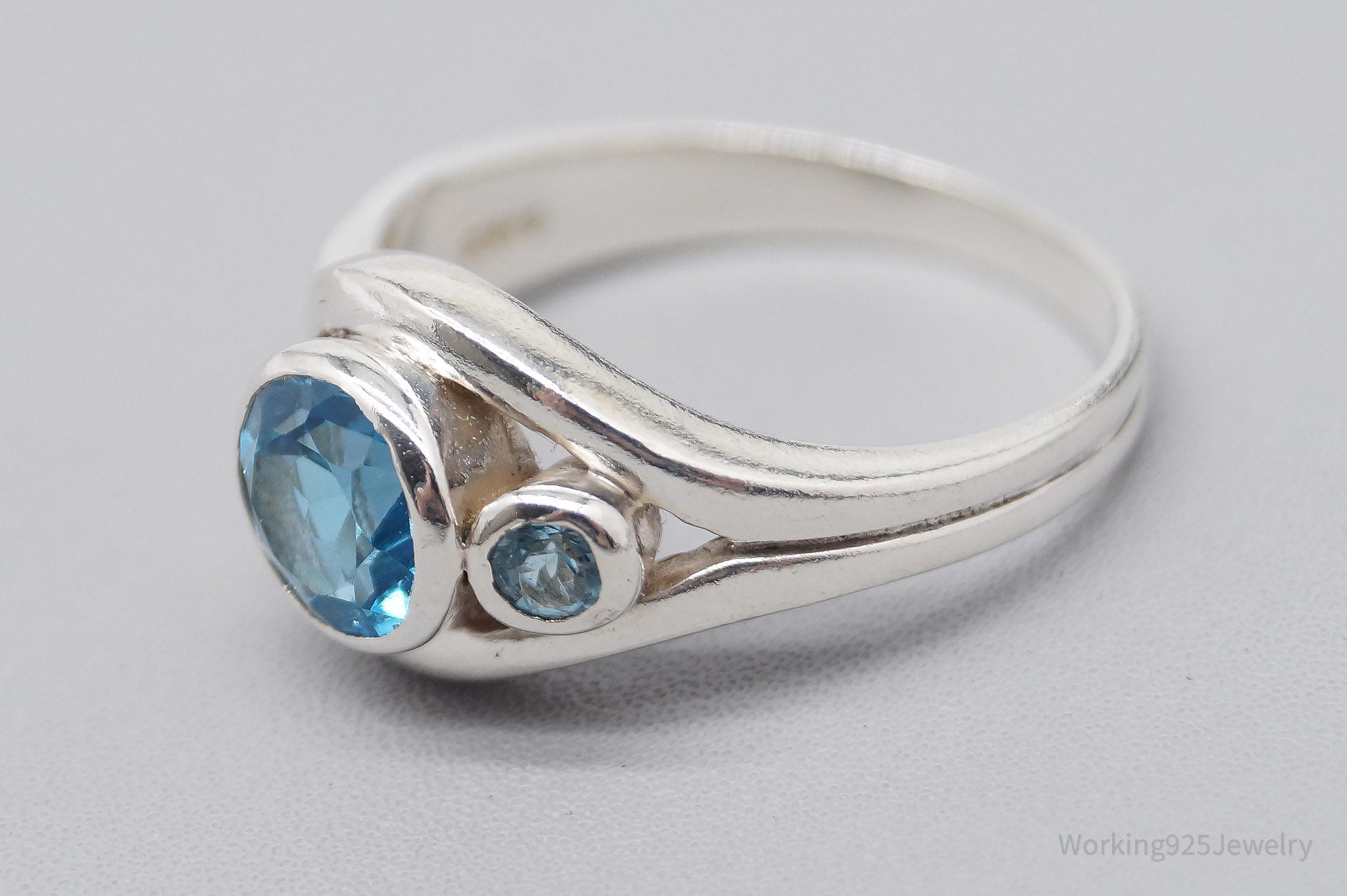 Sterling Blue Topaz modernist outlets ring