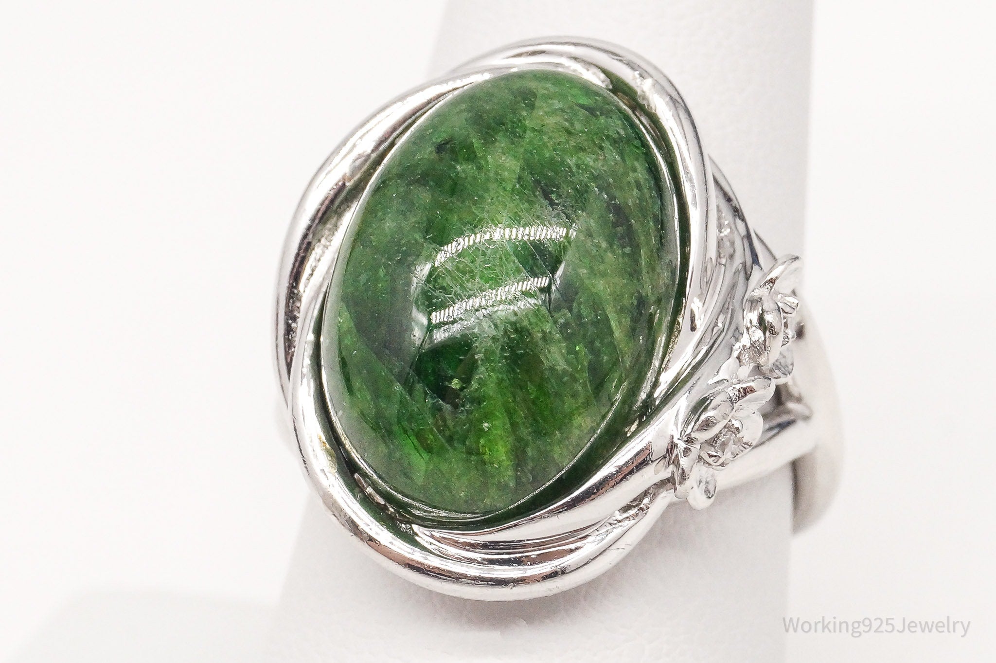 Vintage Natural Green Chrome Diopside Cubic Zirconia Sterling Silver Ring SZ 8.5