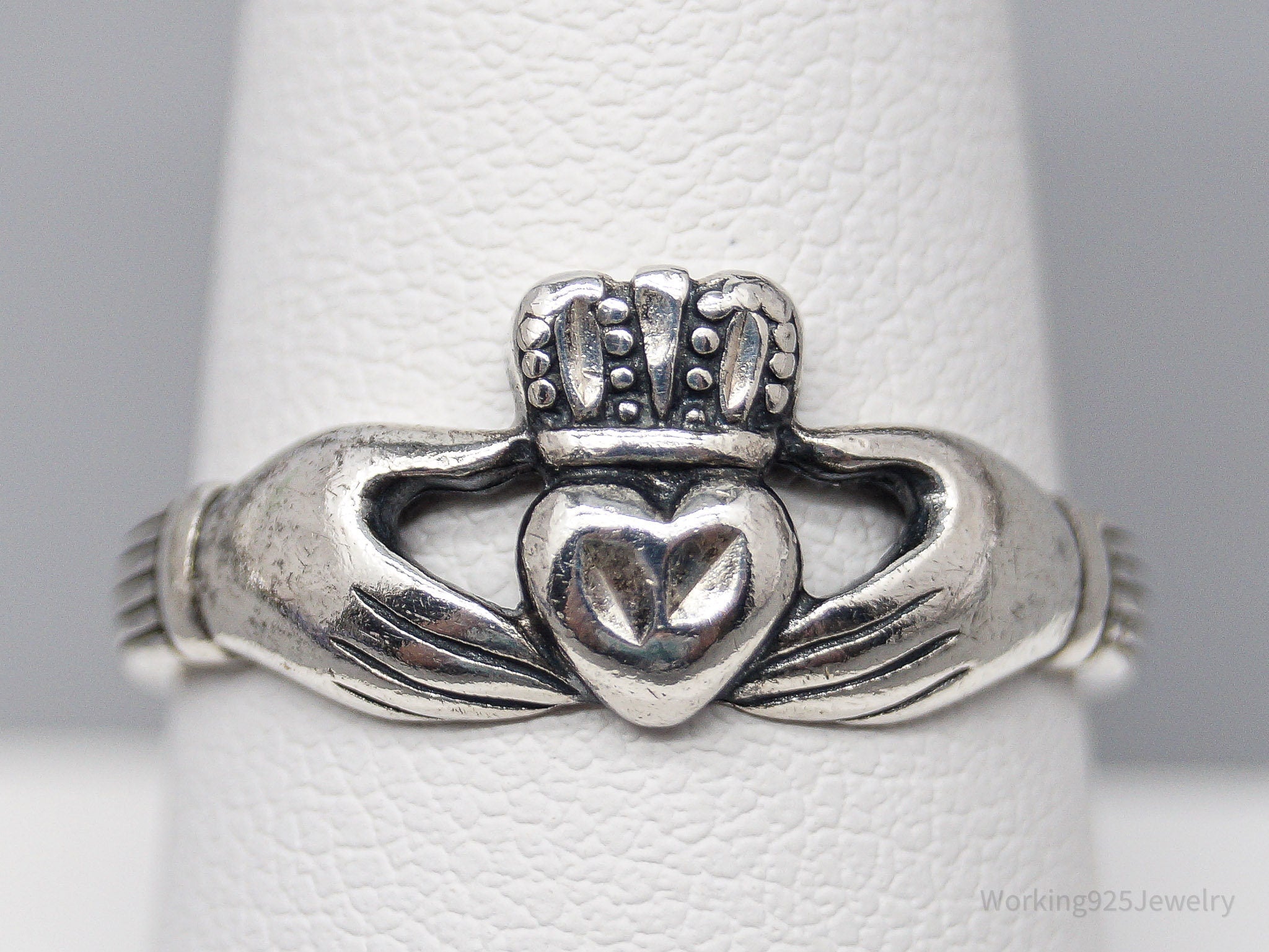 Vintage Irish Heart Claddagh Sterling Silver Ring - Size 8.75