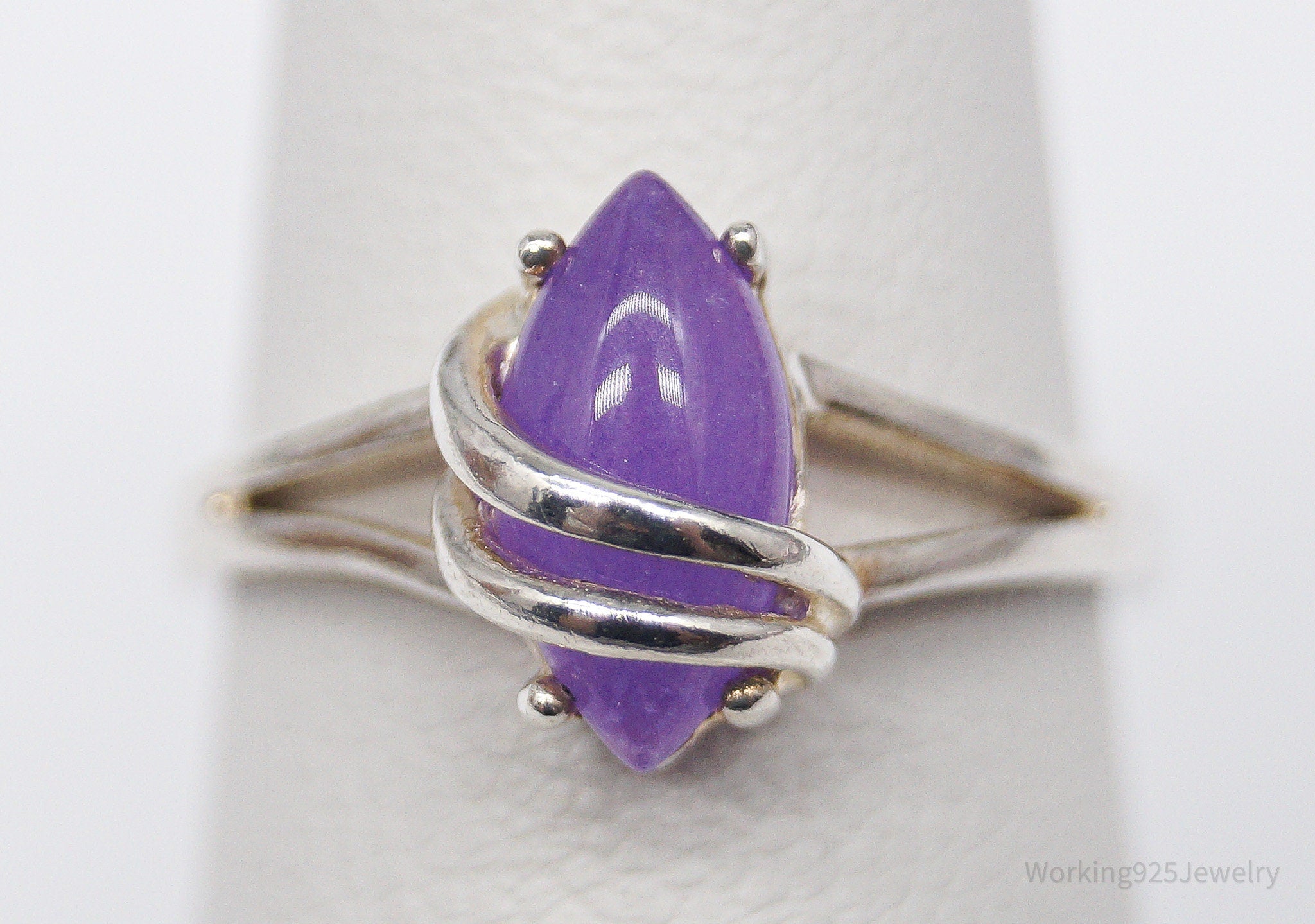 Vintage Avon Lavender Jade Sterling Silver Ring - Size 5