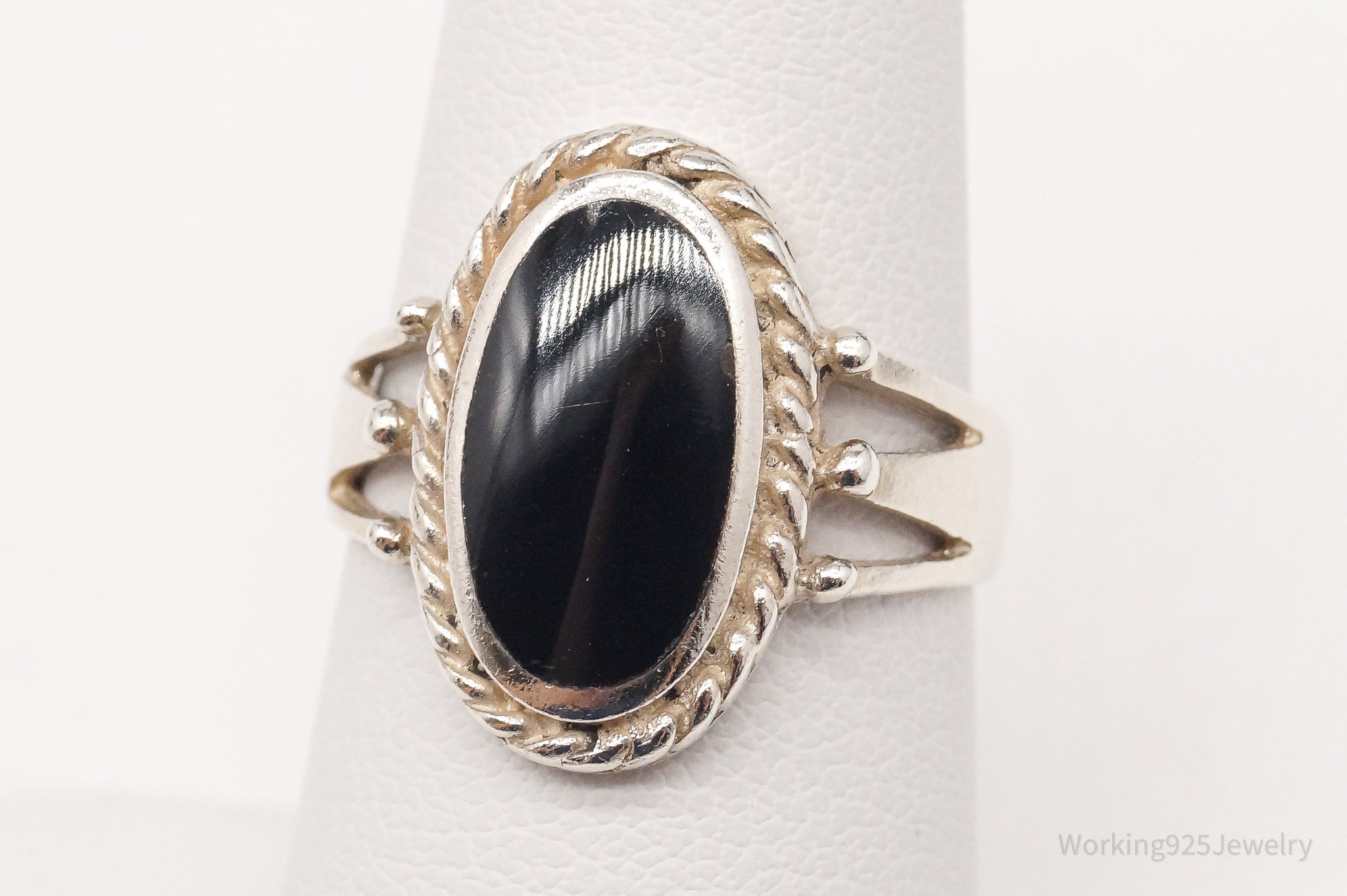 Vintage Southwestern Style Black Onyx Sterling Silver Ring Size 6.75