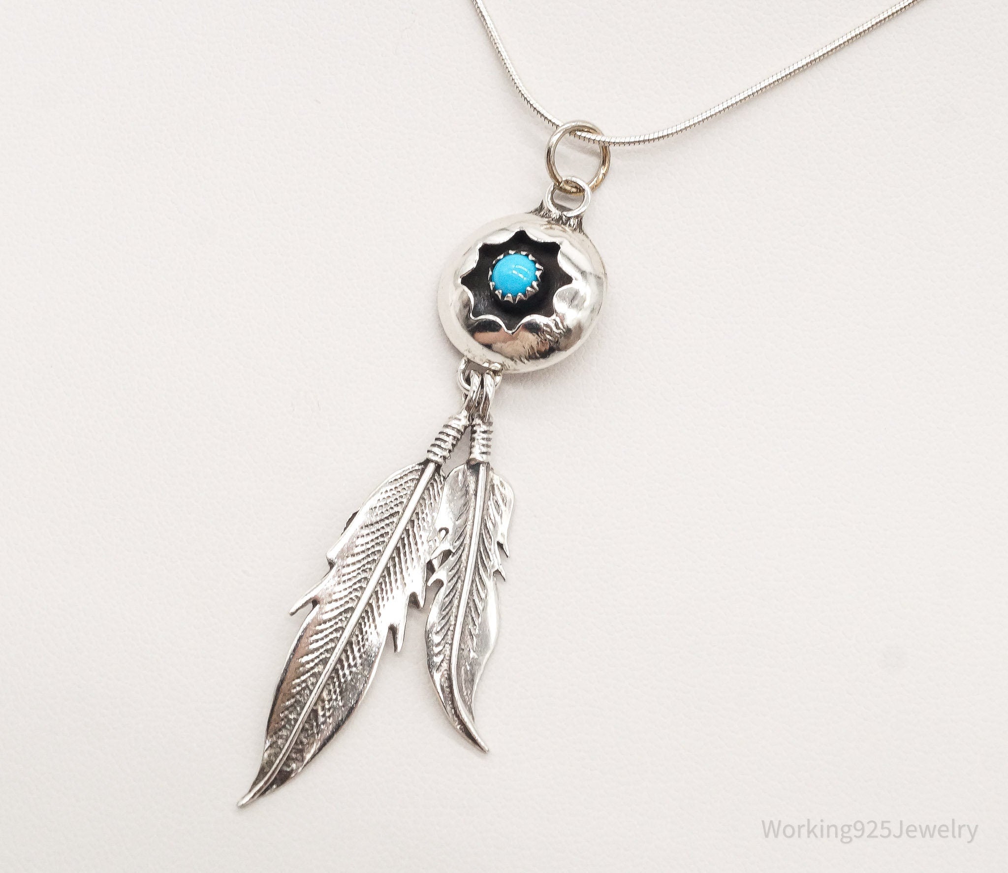 Vintage Native American Turquoise Sterling Silver Necklace