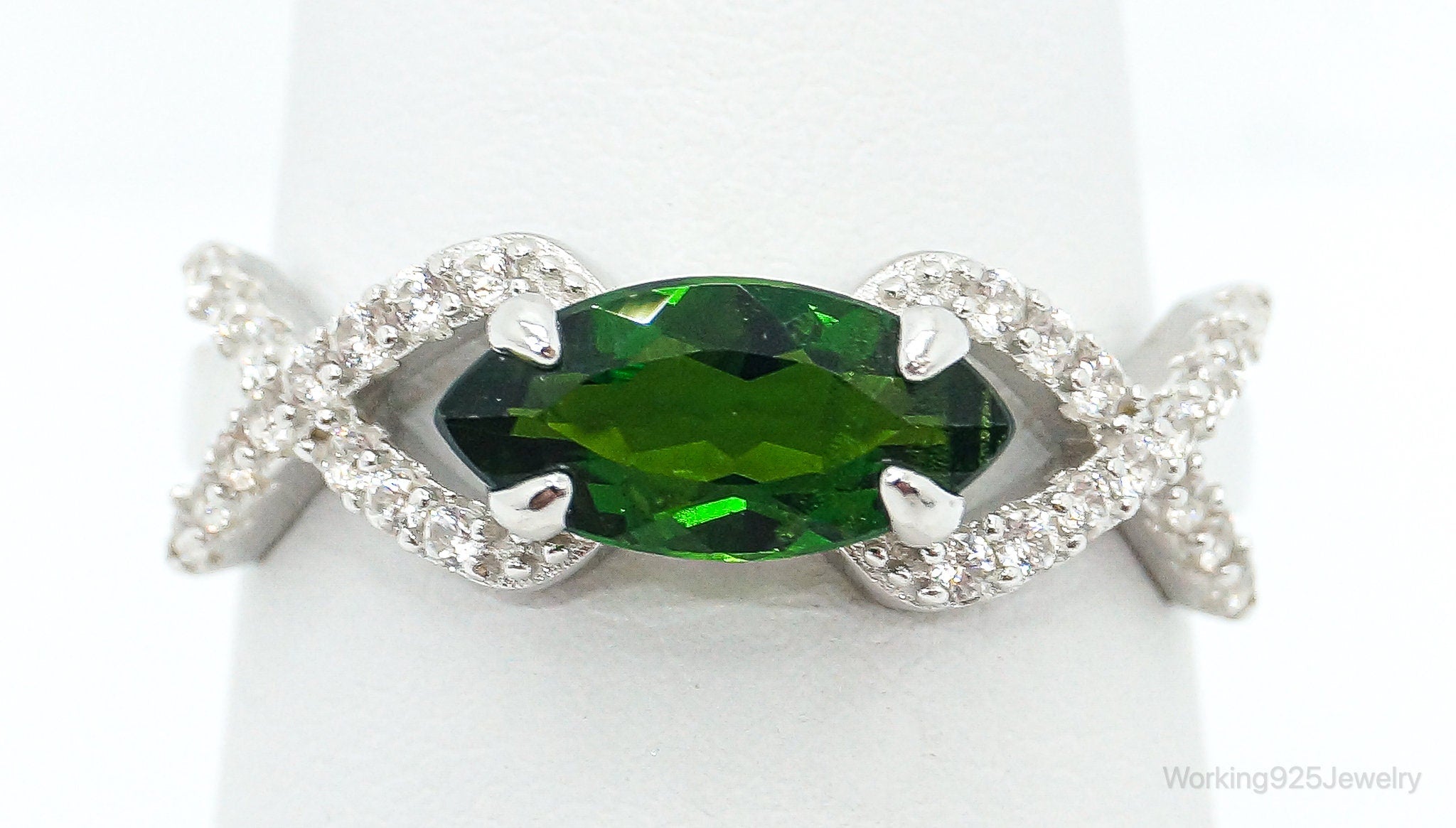 Vintage Peridot Cubic Zirconia Sterling Silver Ring - Size 6.75