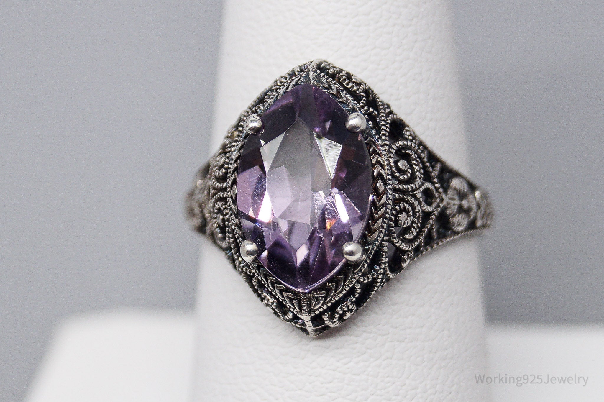 Vintage Amethyst Ornate Sterling Silver Ring - Size 8