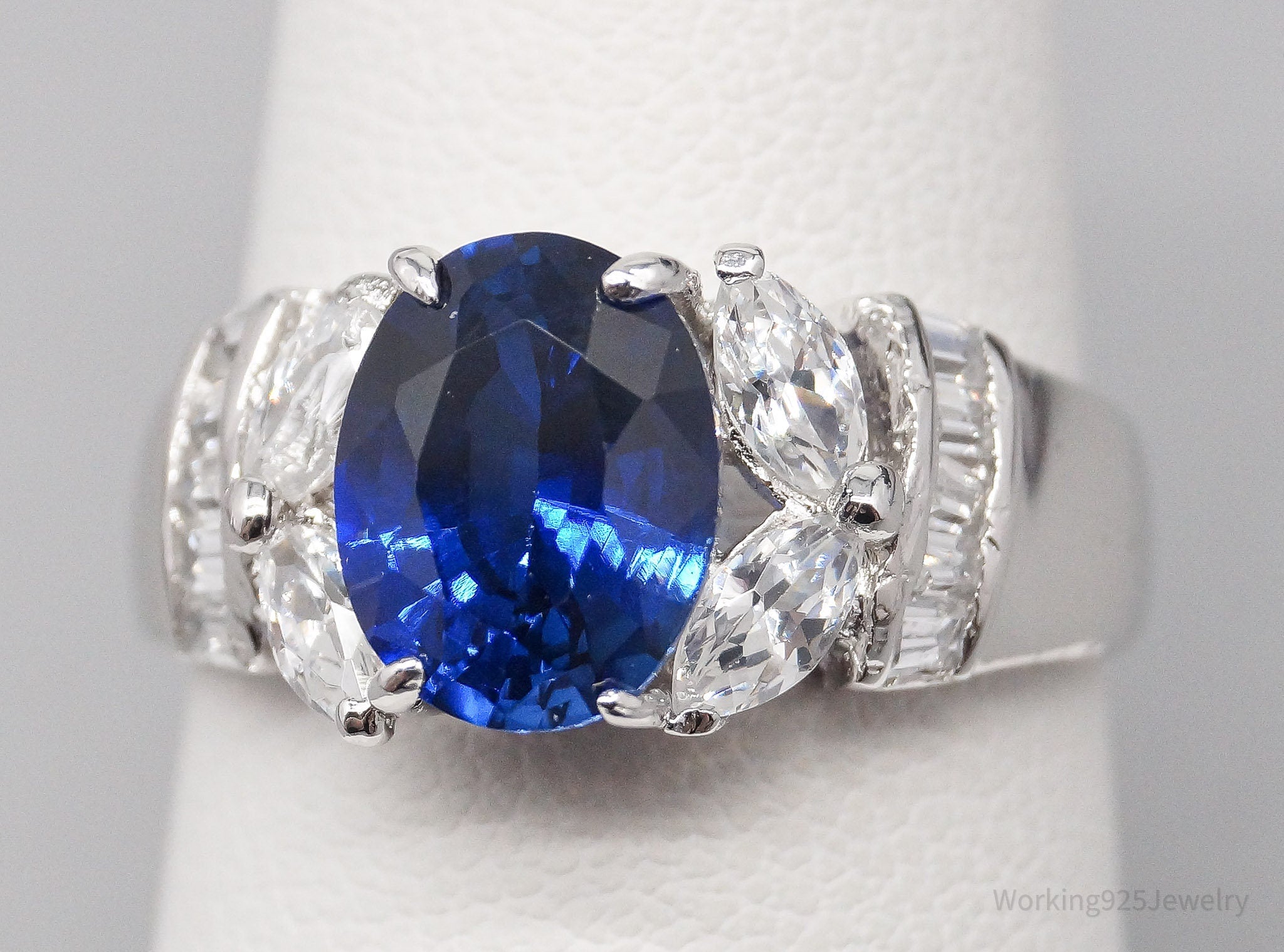 Vintage Lab Sapphire Cubic Zirconia 18Kt White Gold Ring Size 7.25