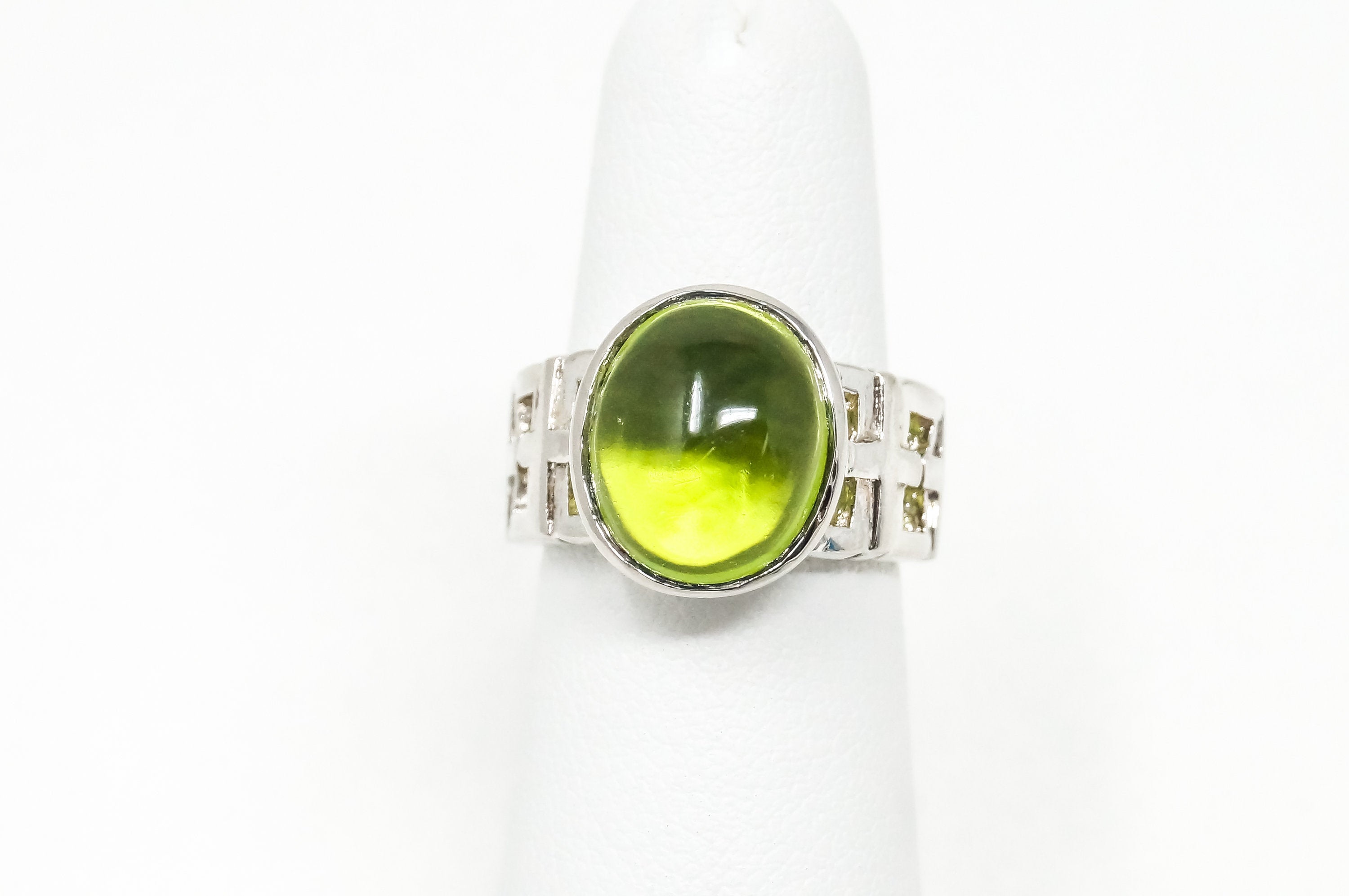 Vintage Peridot Buckle Cut Out Design Sterling Silver Ring - Sz 4.5 - 797641449