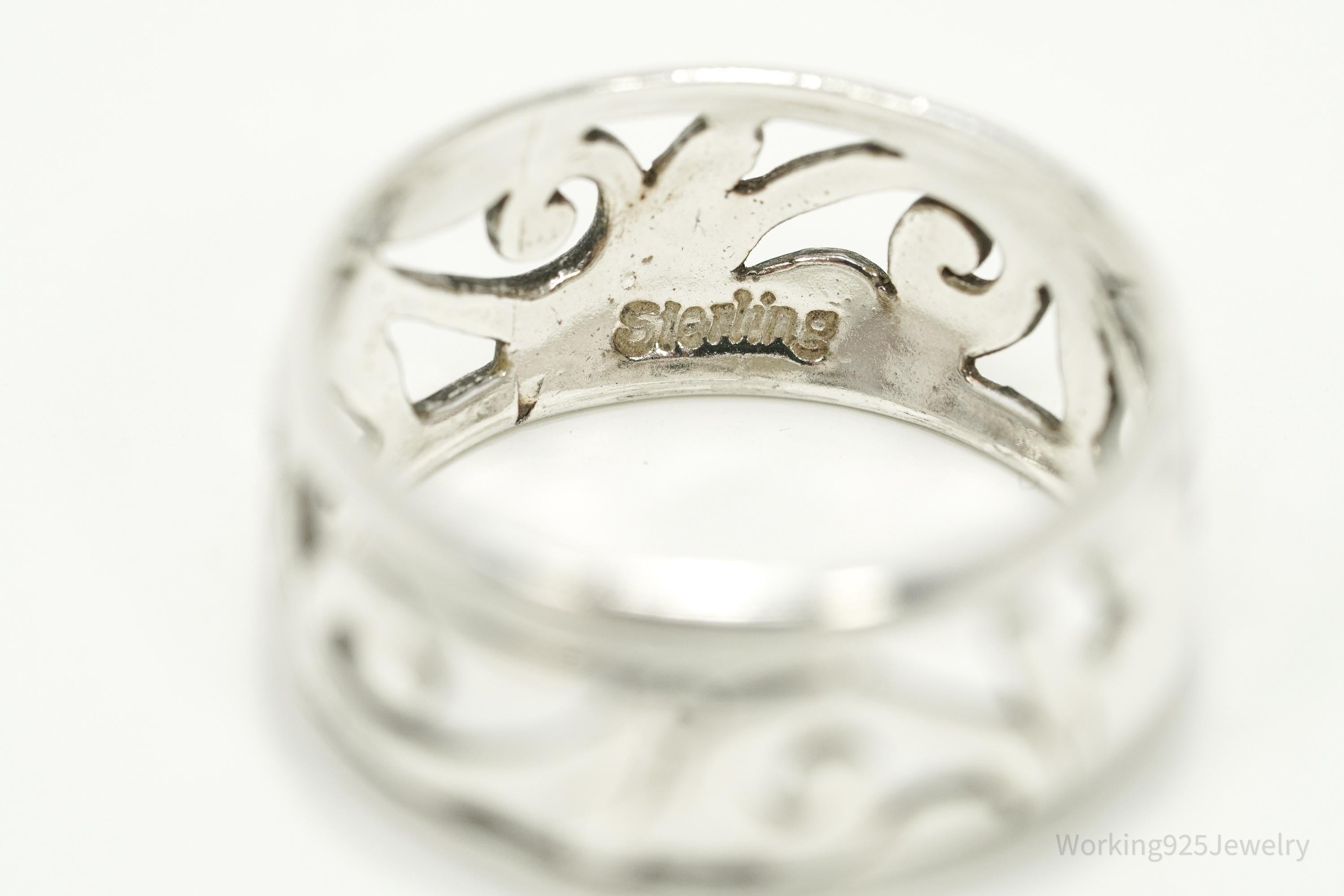 Vintage Art Deco Style Sterling Silver Band Ring - Size 8