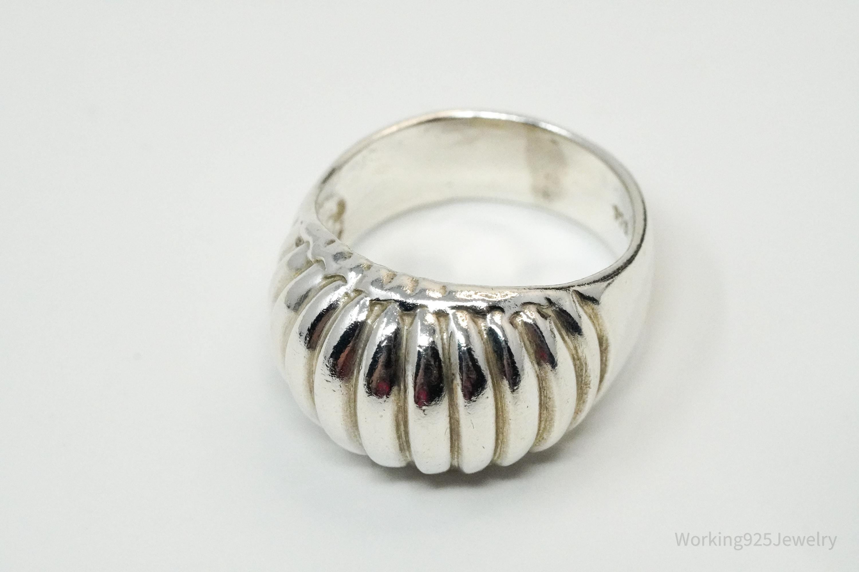 Vintage Puffy Ribbed Style Sterling Silver Ring - Size 7