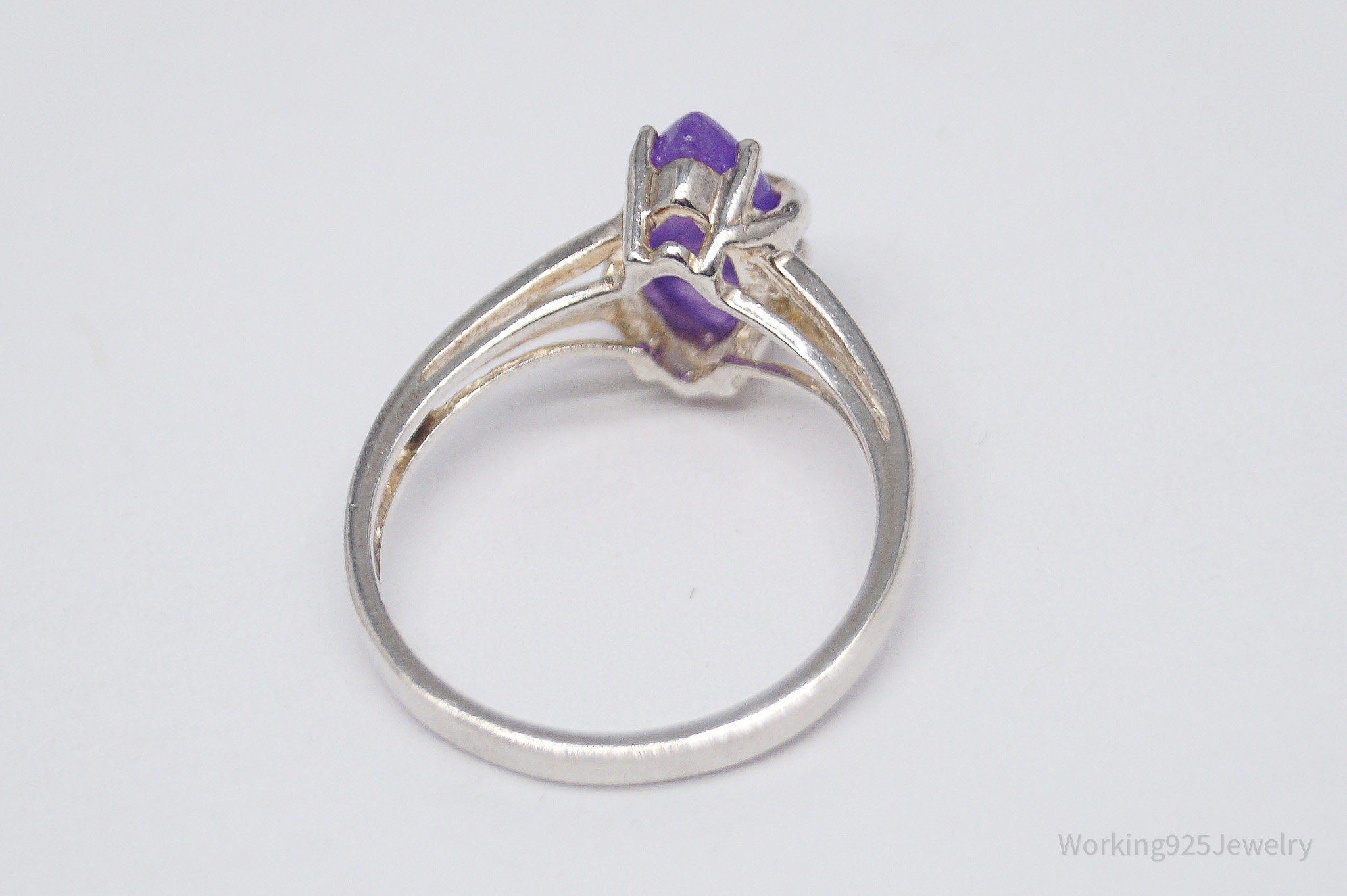 Vintage Avon Lavender Jade Sterling Silver Ring - Size 5