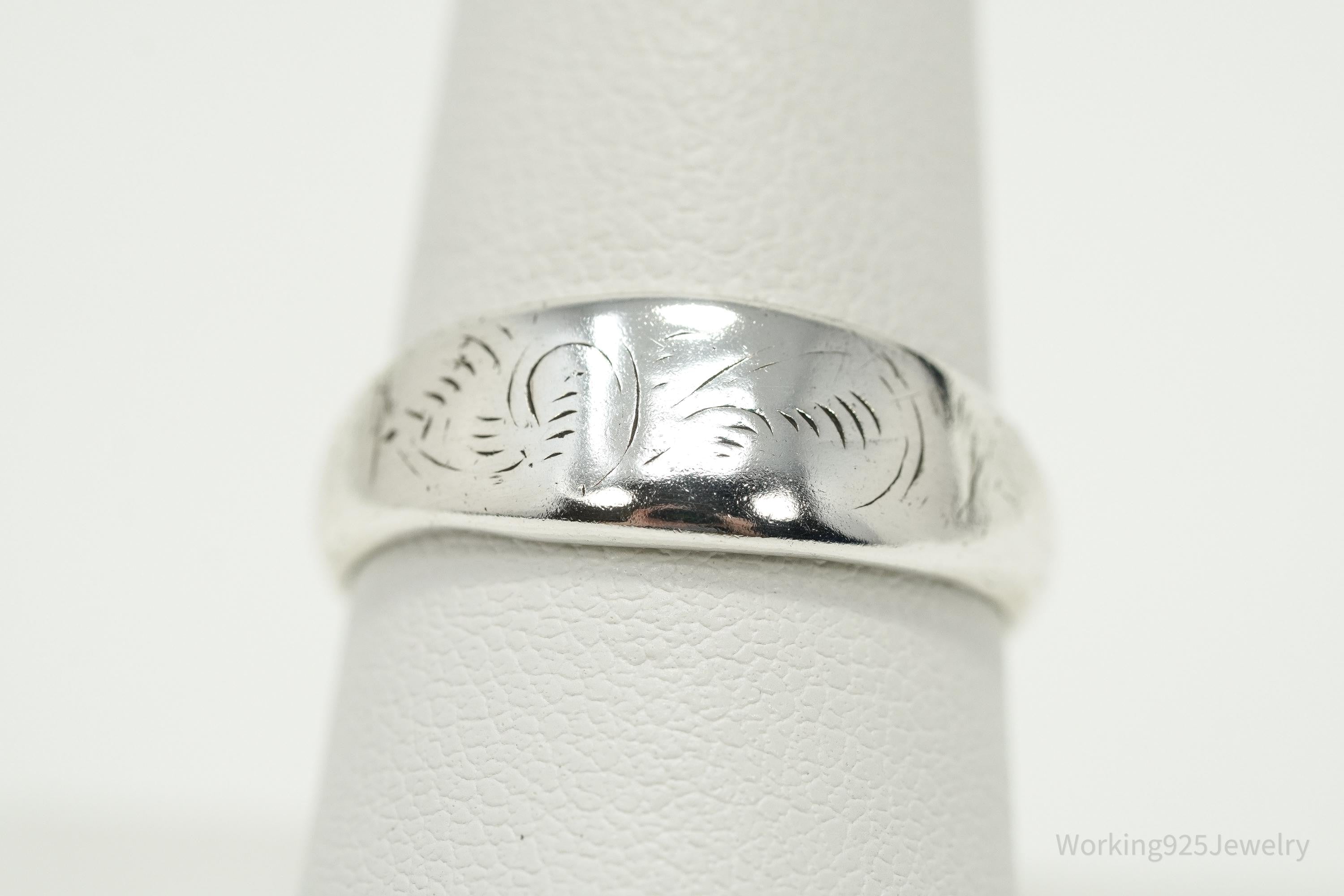 Antique Floral Etched Silver Band Ring - Size 8.25