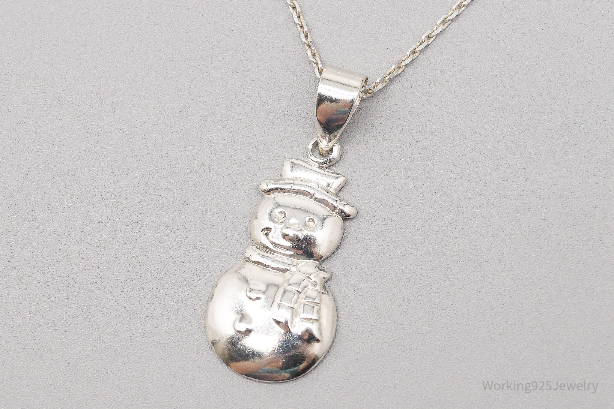 Vintage Frosty The Snowman Sterling Silver Necklace 16"