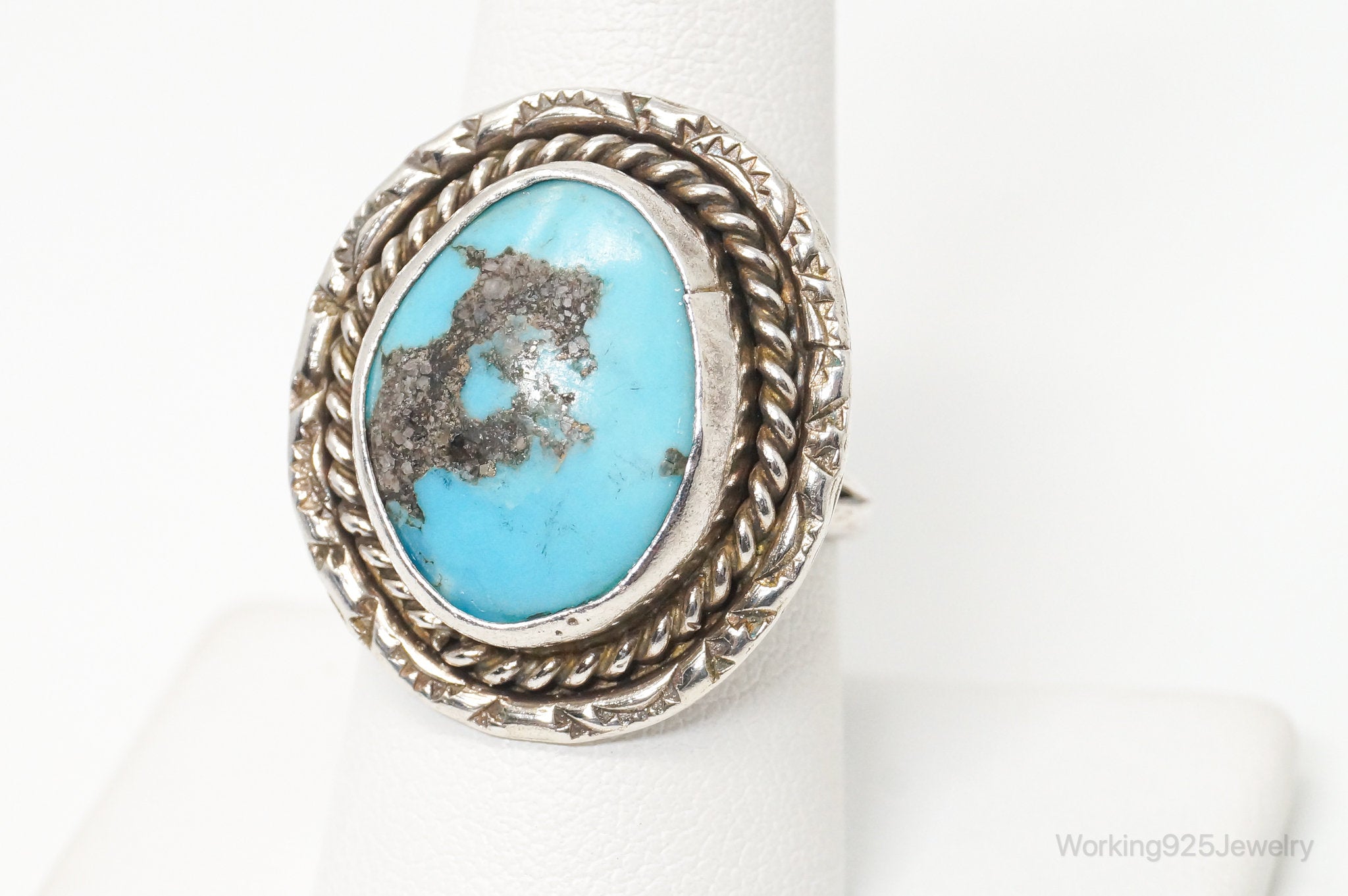 Vintage Native American Blue Turquoise Unsigned Sterling Silver Ring - Sz 8.25
