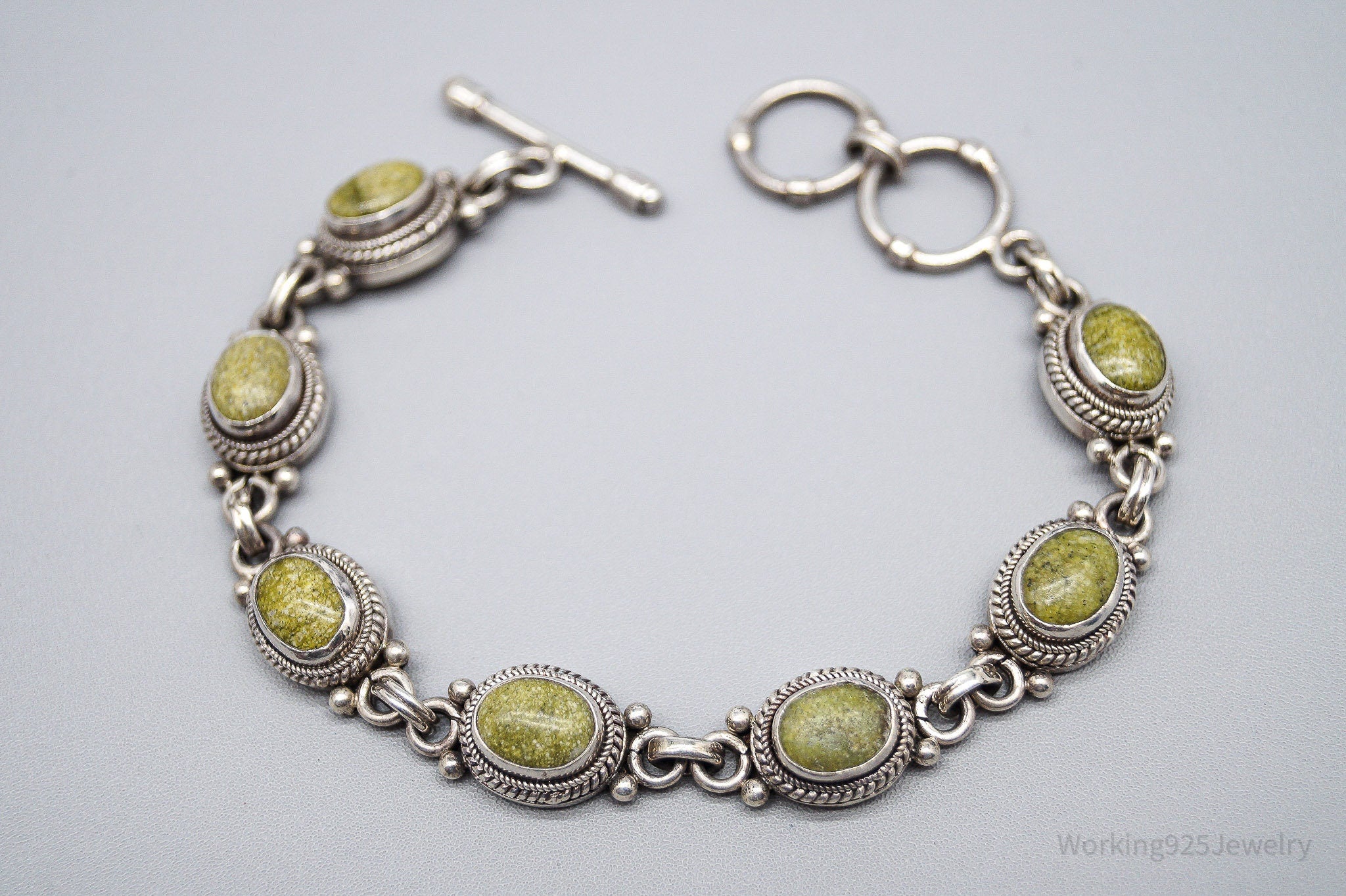 Vintage Green Stone Sterling Silver Toggle Bracelet