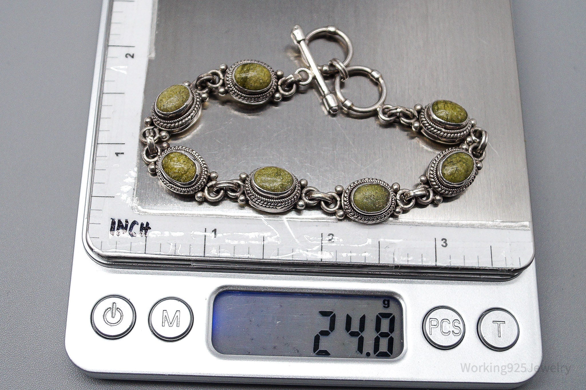 Vintage Green Stone Sterling Silver Toggle Bracelet