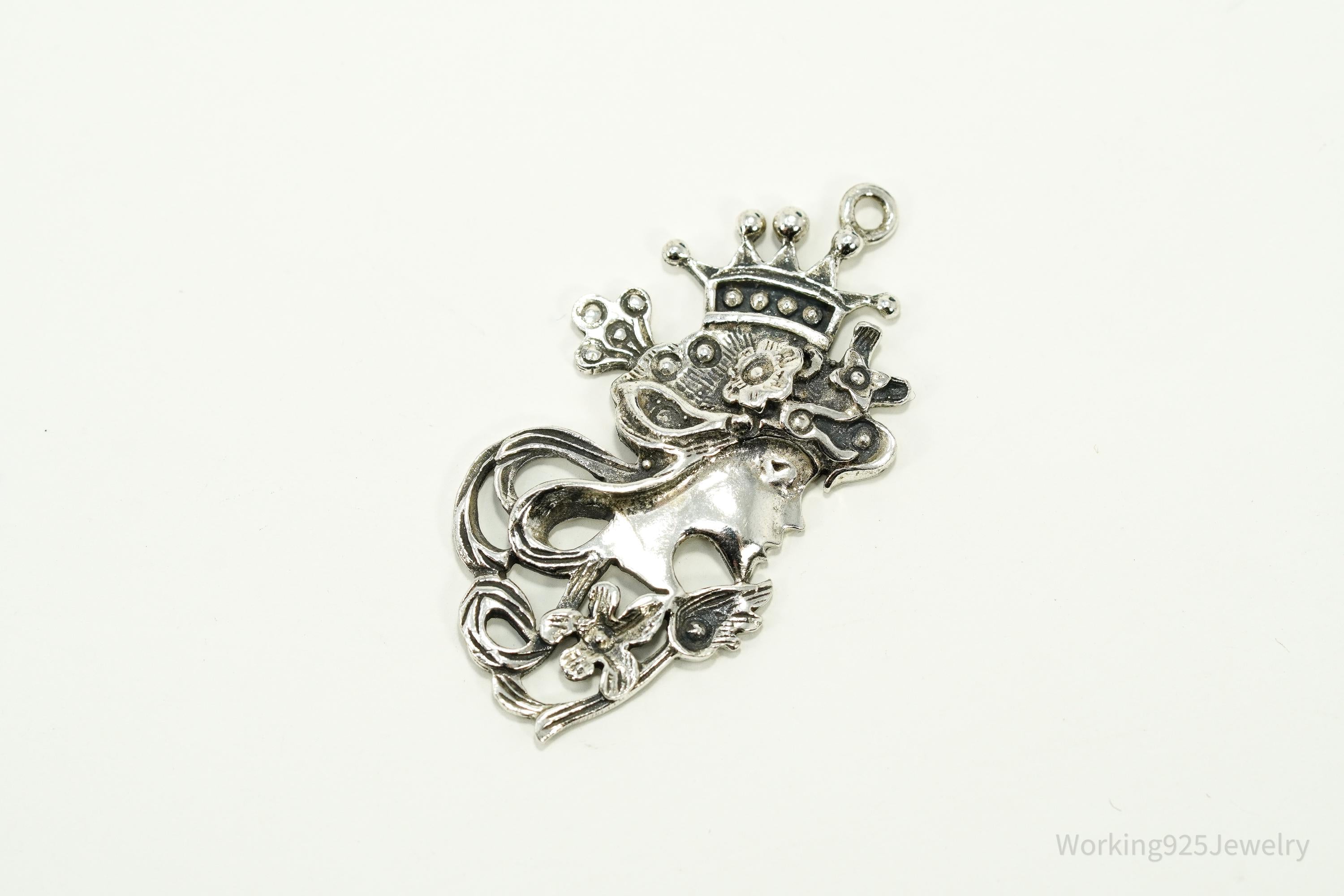 Vintage Art Nouveau Style Queen Sterling Silver Pendant