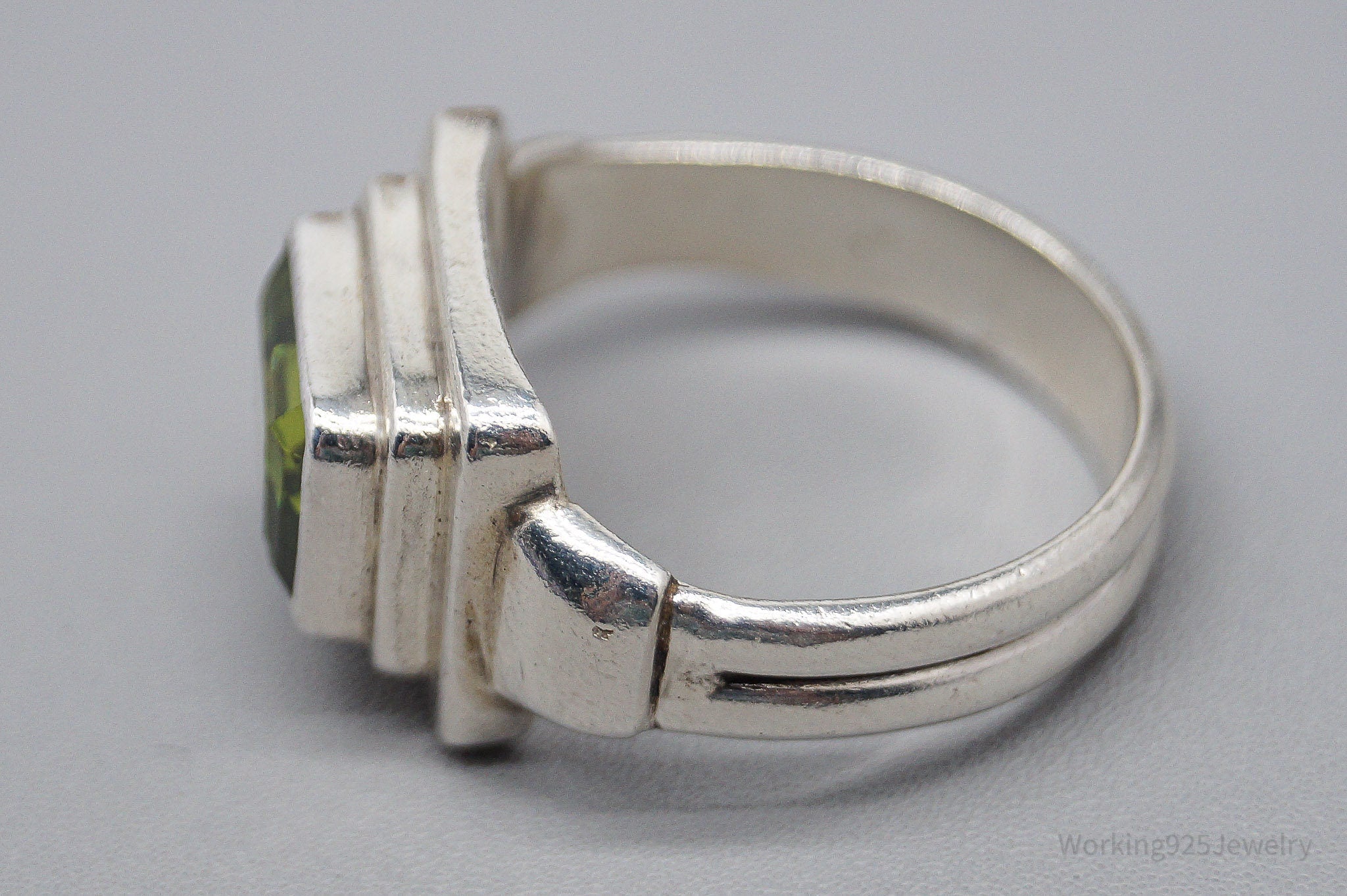 Vintage Peridot Sterling Silver Ring - Size 9.25