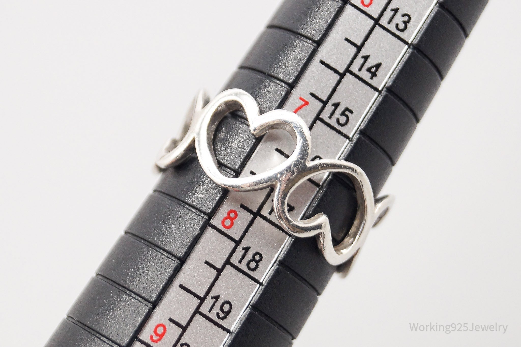 Vintage Hearts Pattern Sterling Silver Band Ring - Size 7.5