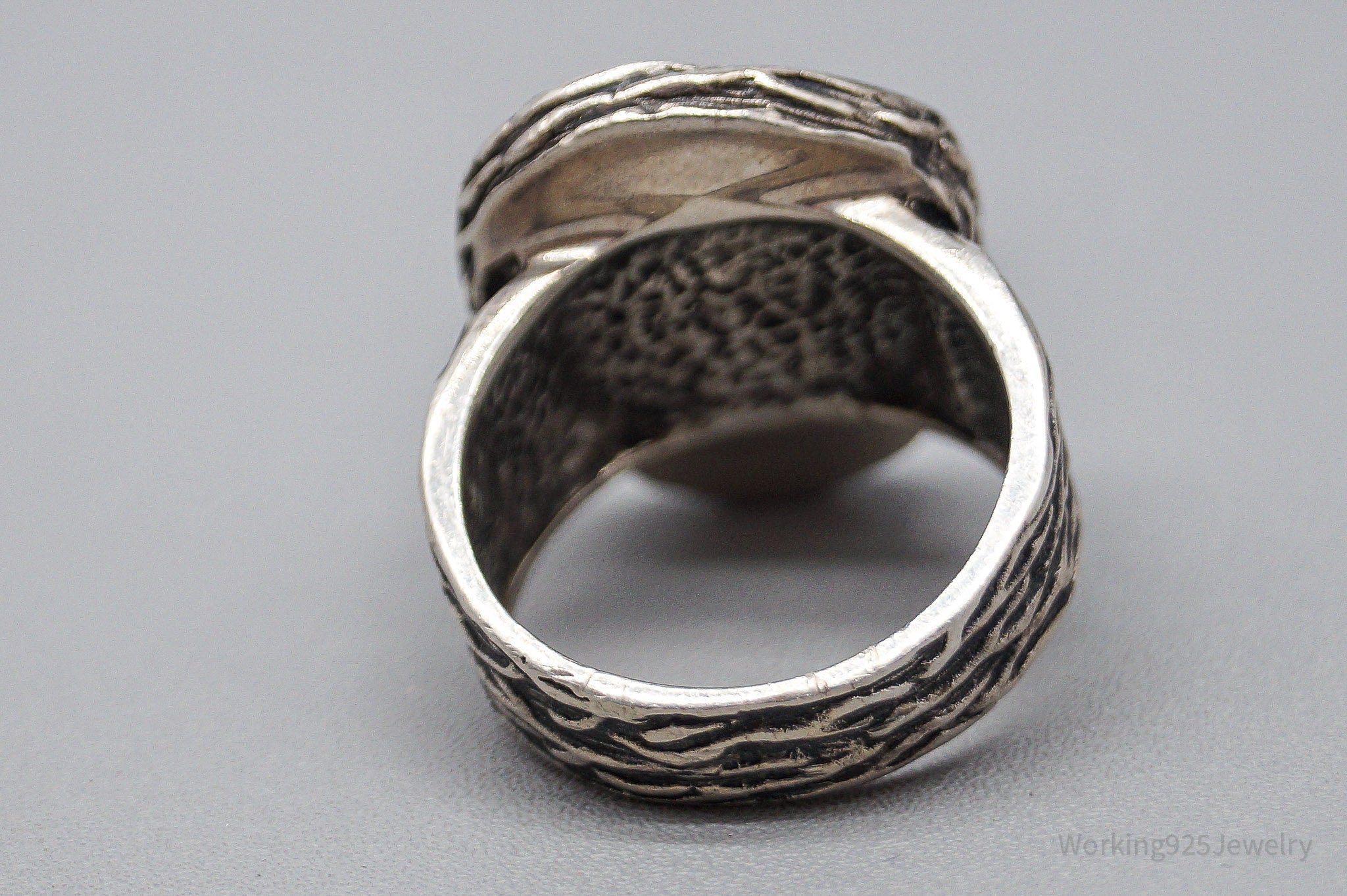 Retired Silpada Green Glass Sterling Silver Ring - Size 8.25