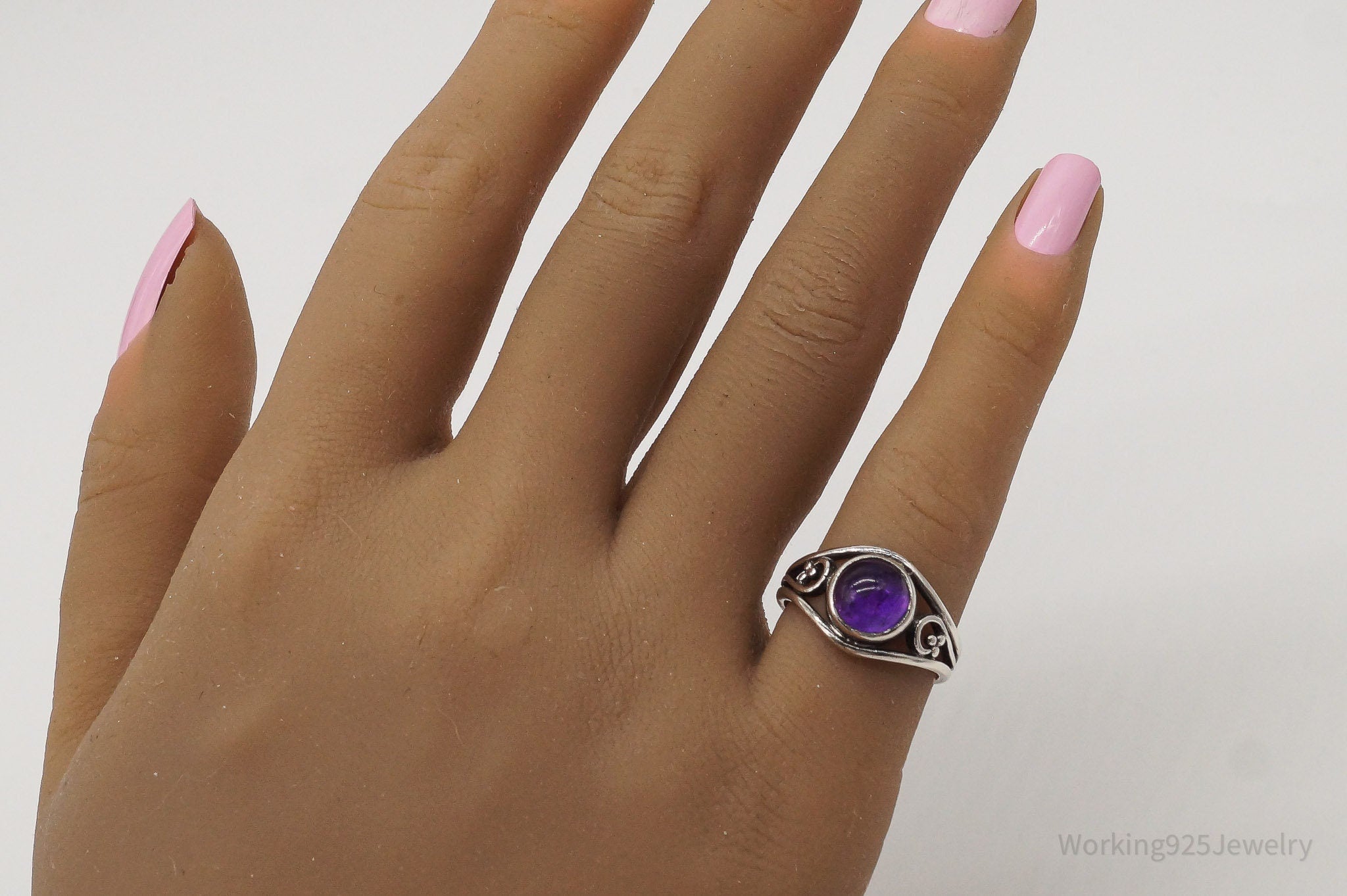 Vintage Modernist Amethyst Sterling Silver Ring - Size 6