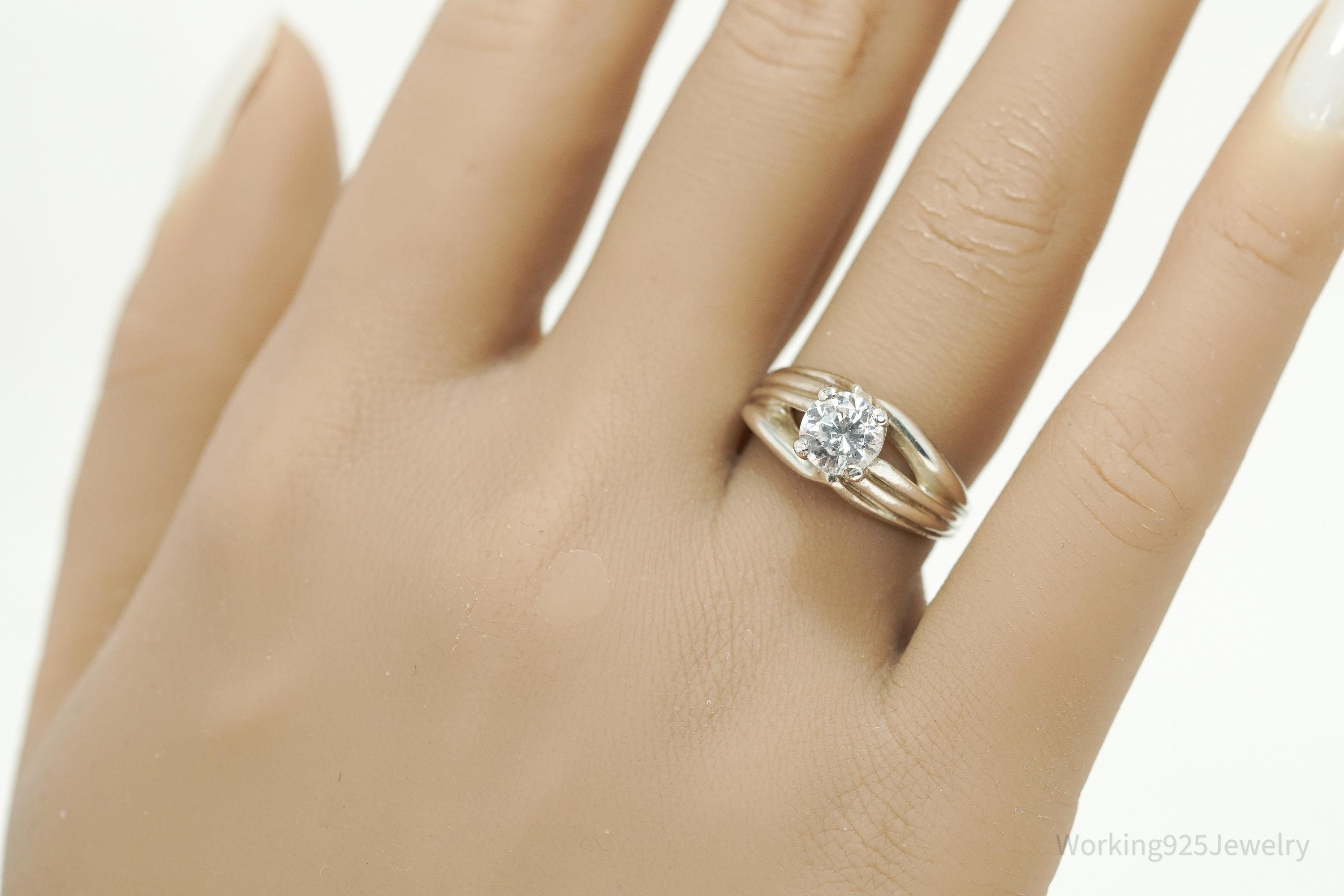 Vintage Cubic Zirconia Sterling Silver Ring - Size 7