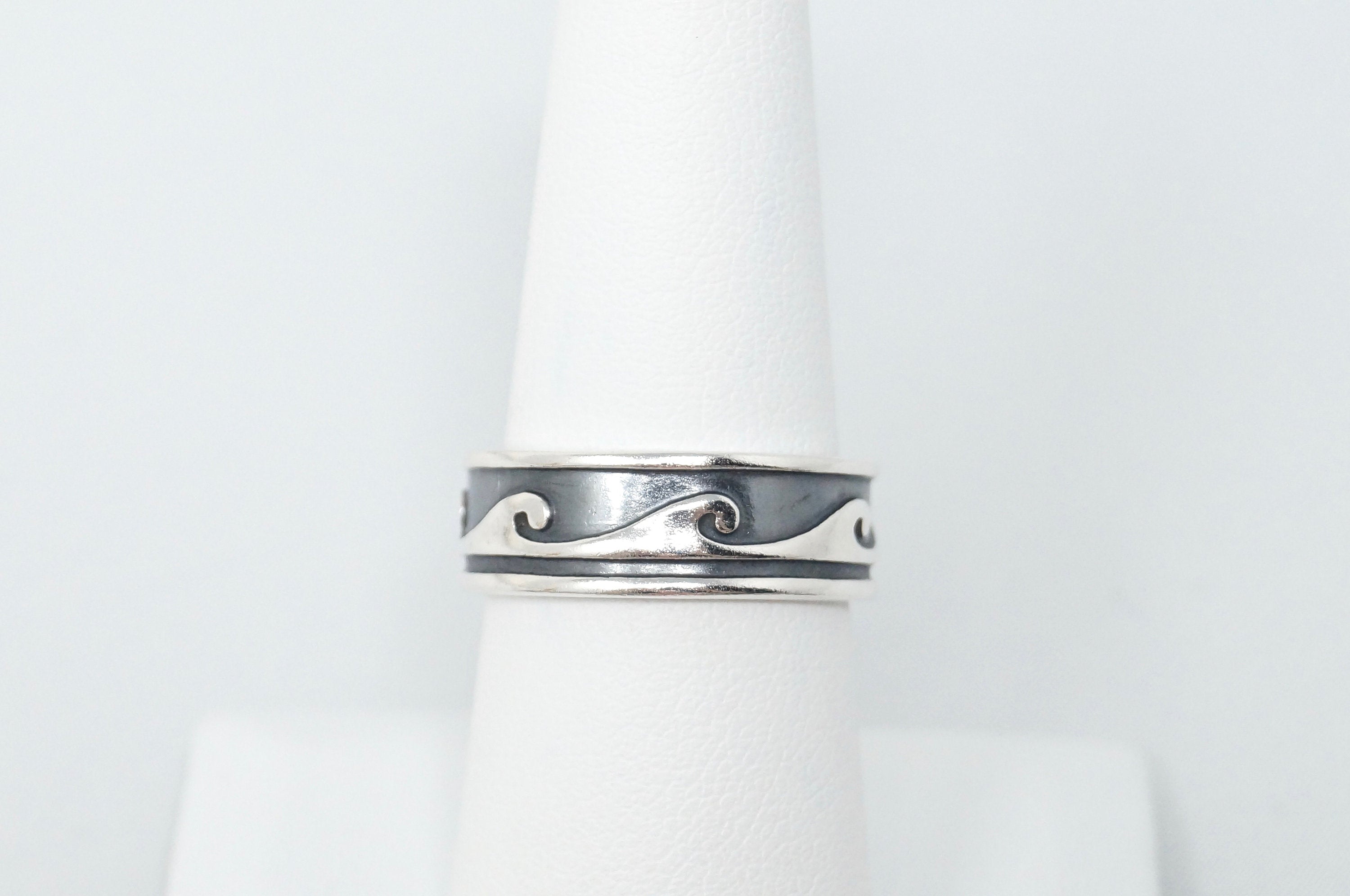 Vintage Mexico Wave Oxidized Design Sterling Silver Band Ring - Size 8.75