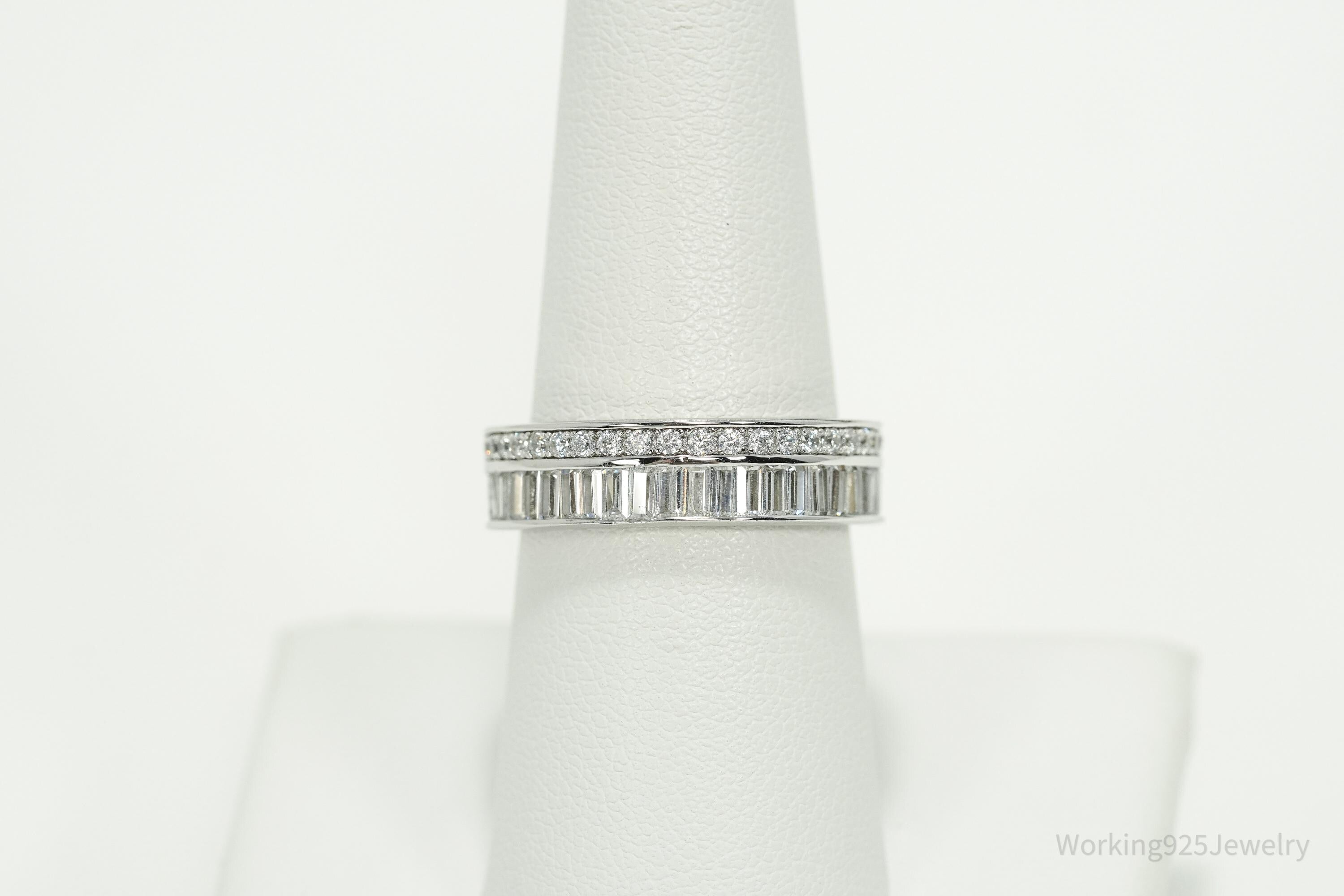 Vintage Cubic Zirconia Sterling Silver Band Ring - Size 8