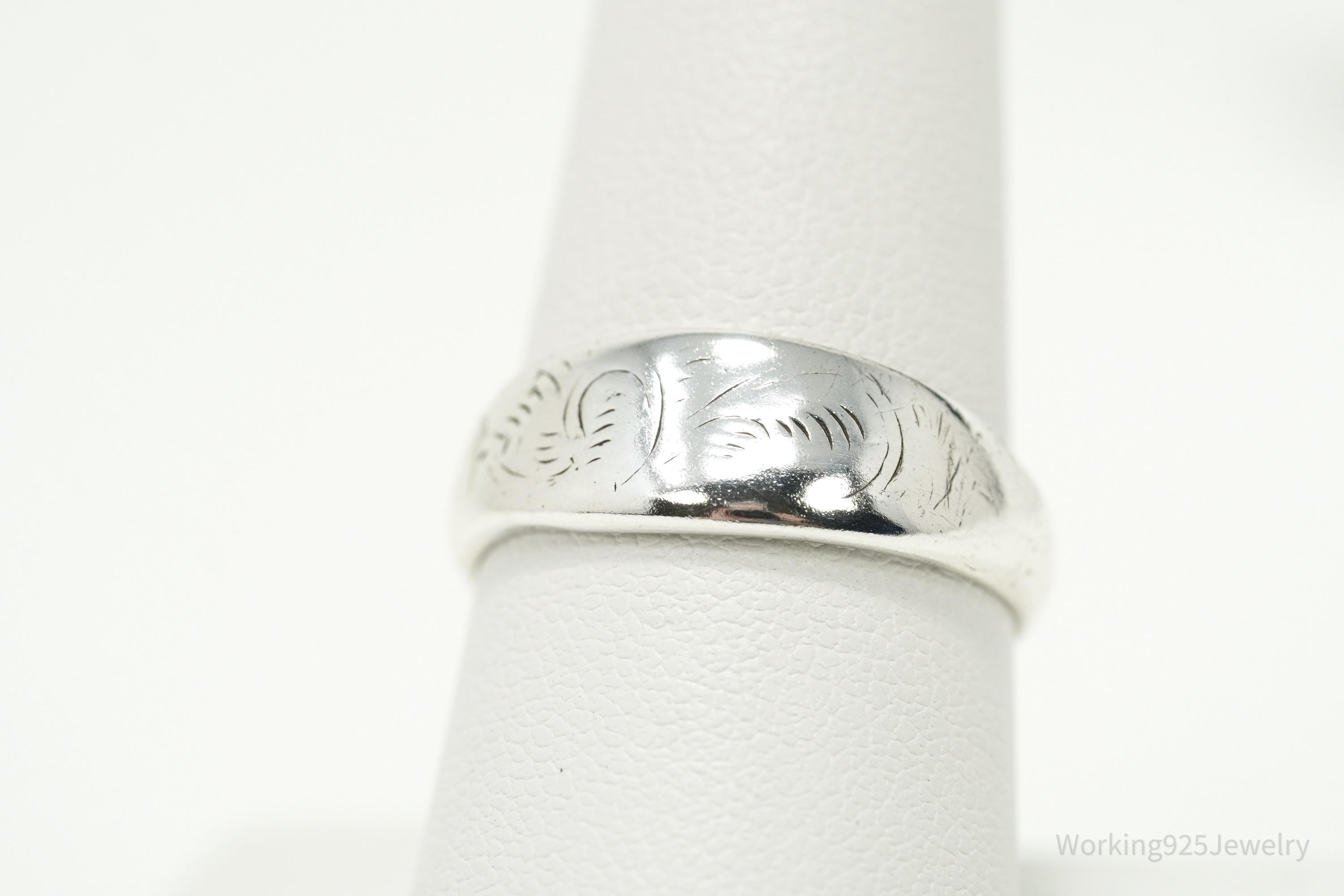 Antique Floral Etched Silver Band Ring - Size 8.25