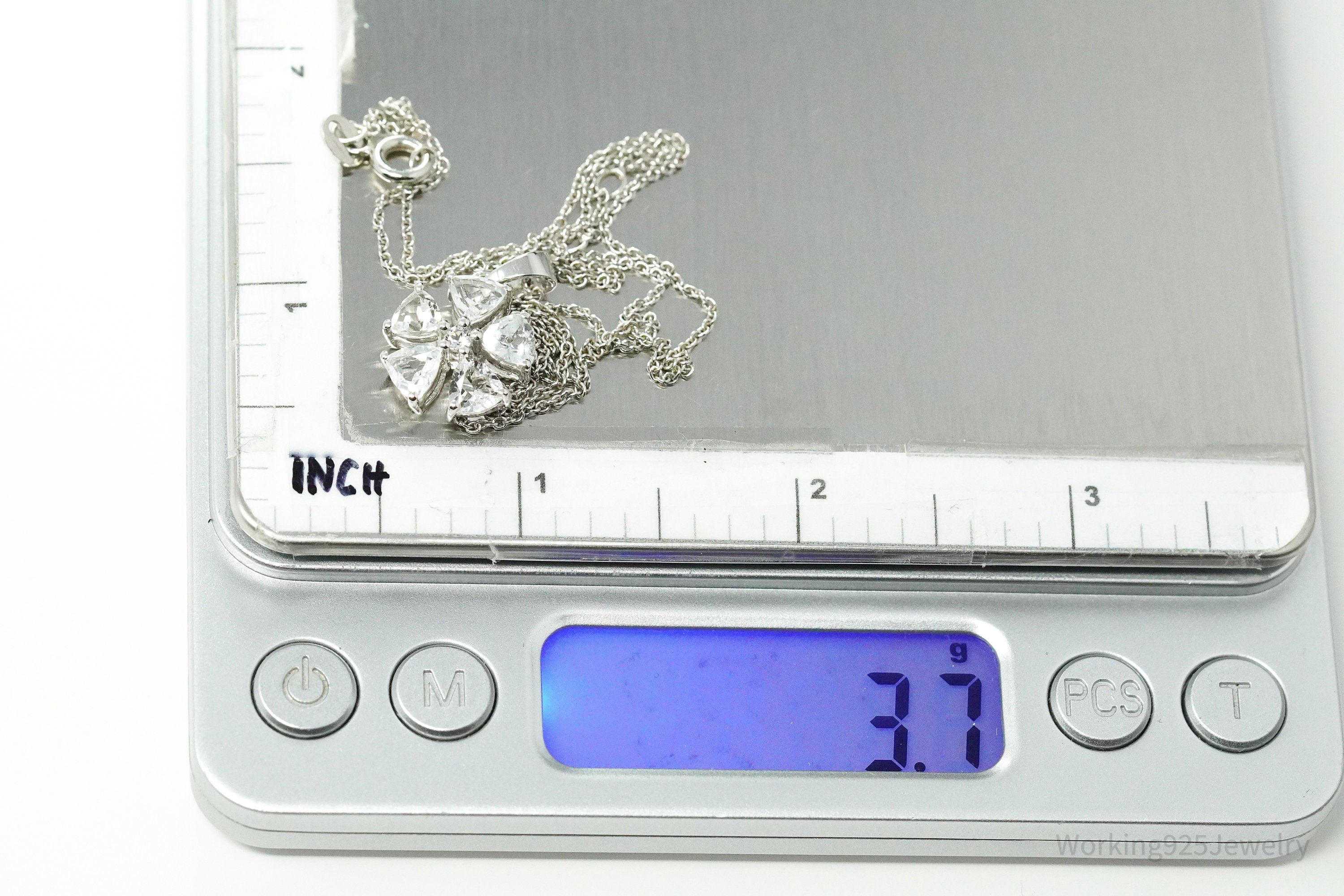 TGGC White Topaz Flower Sterling Silver Chain Necklace 18"