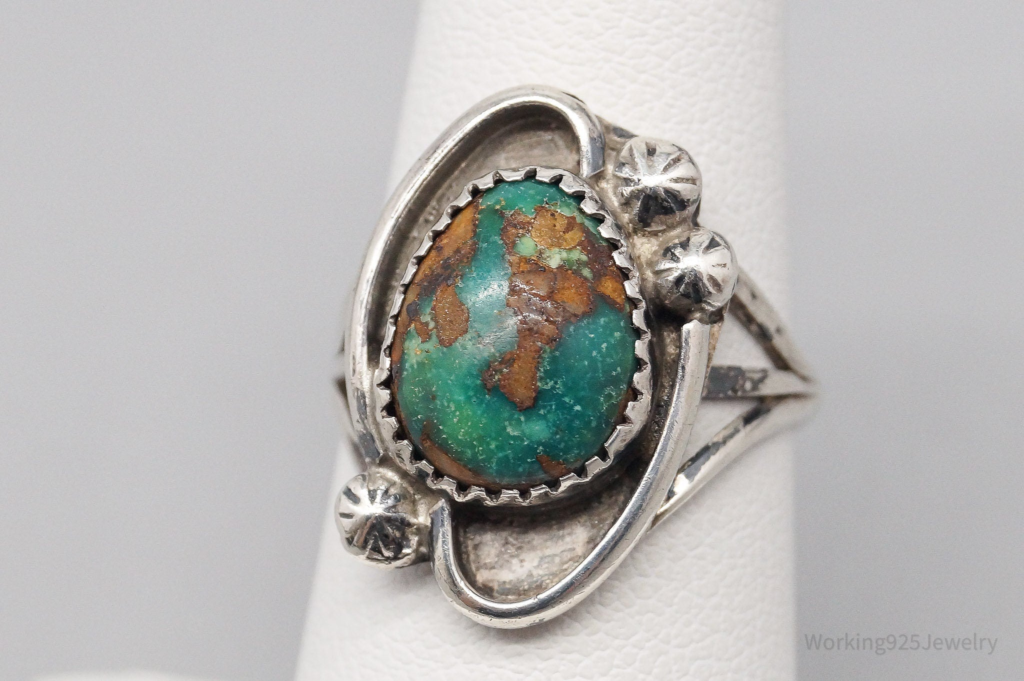 Vintage Native American Turquoise Unsigned Silver Ring - Size 6.25