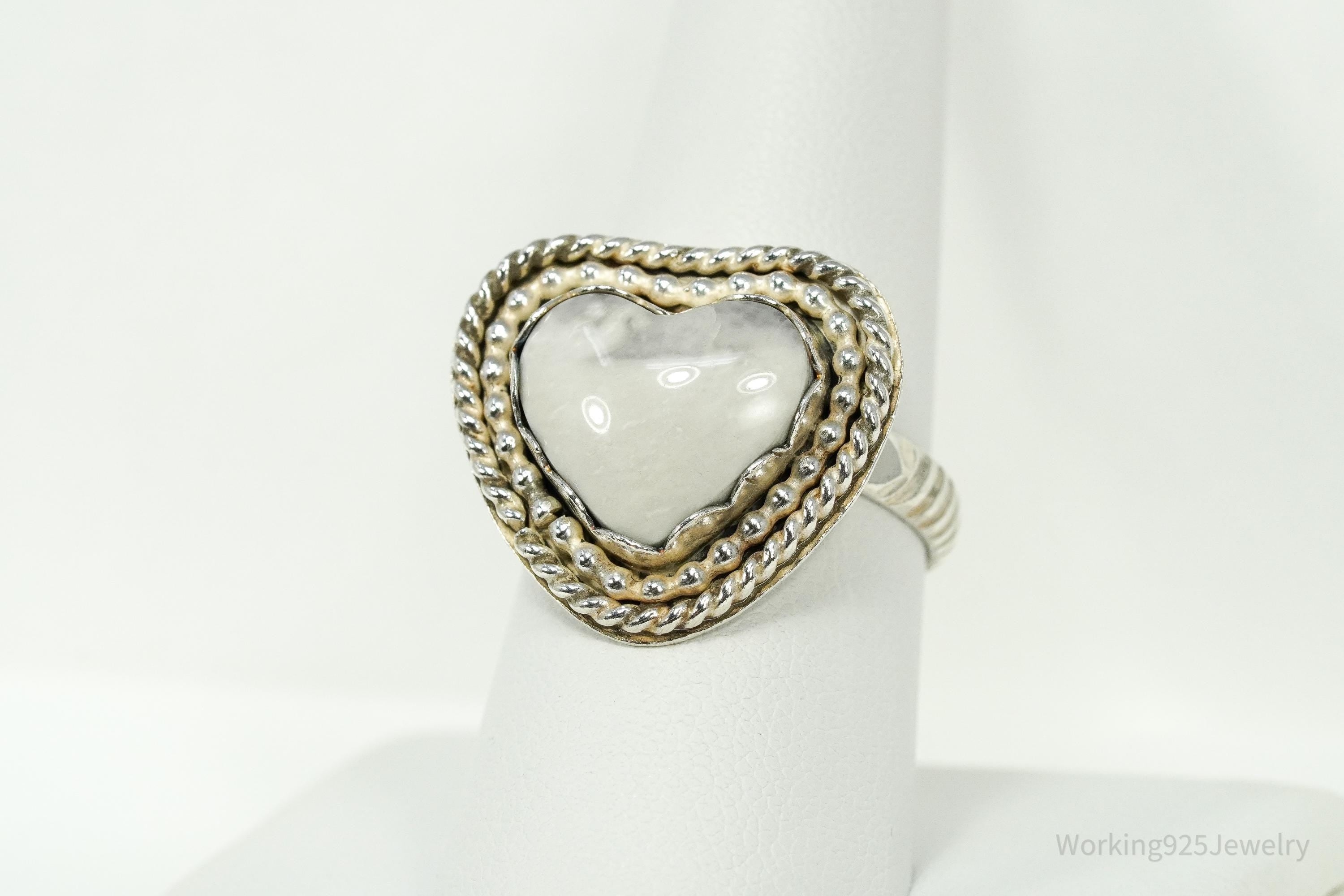 Vintage Native White Stone Heart Sterling Silver Ring - Size 8.75