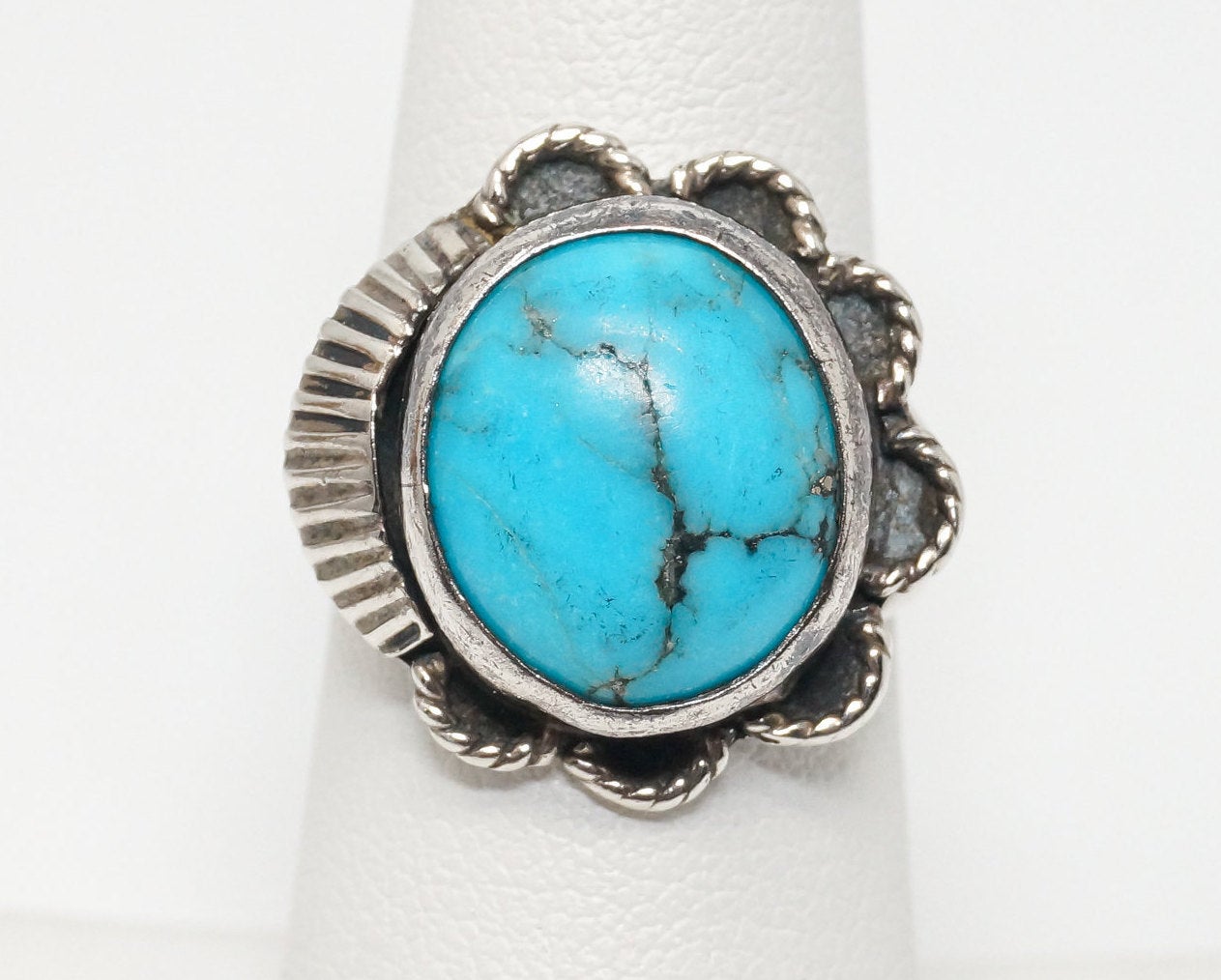 Vintage Native American Turquoise Unsigned Sterling Silver Ring - Sz 7