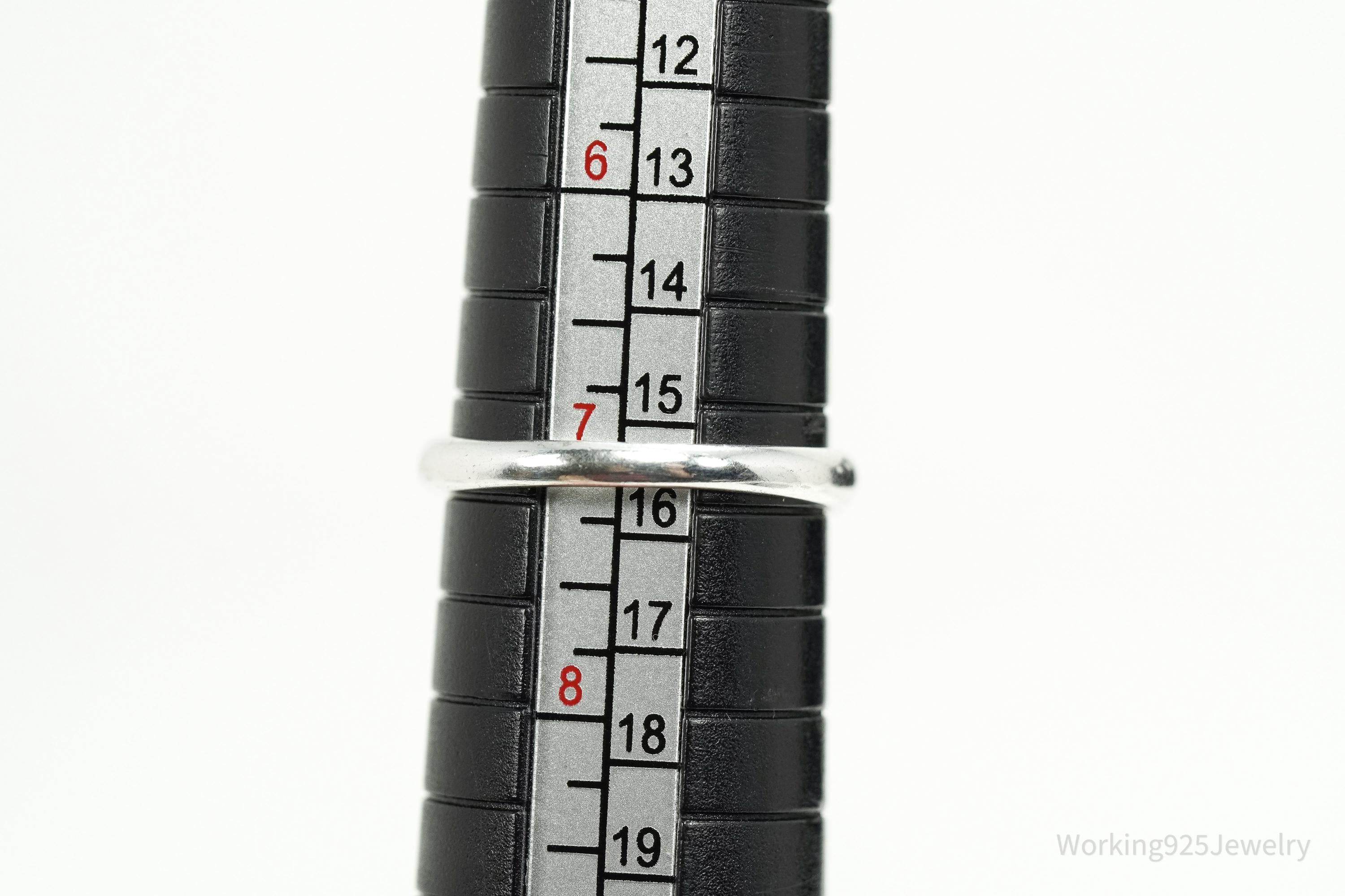 Vintage Green Peridot Sterling Silver Ring - Size 7