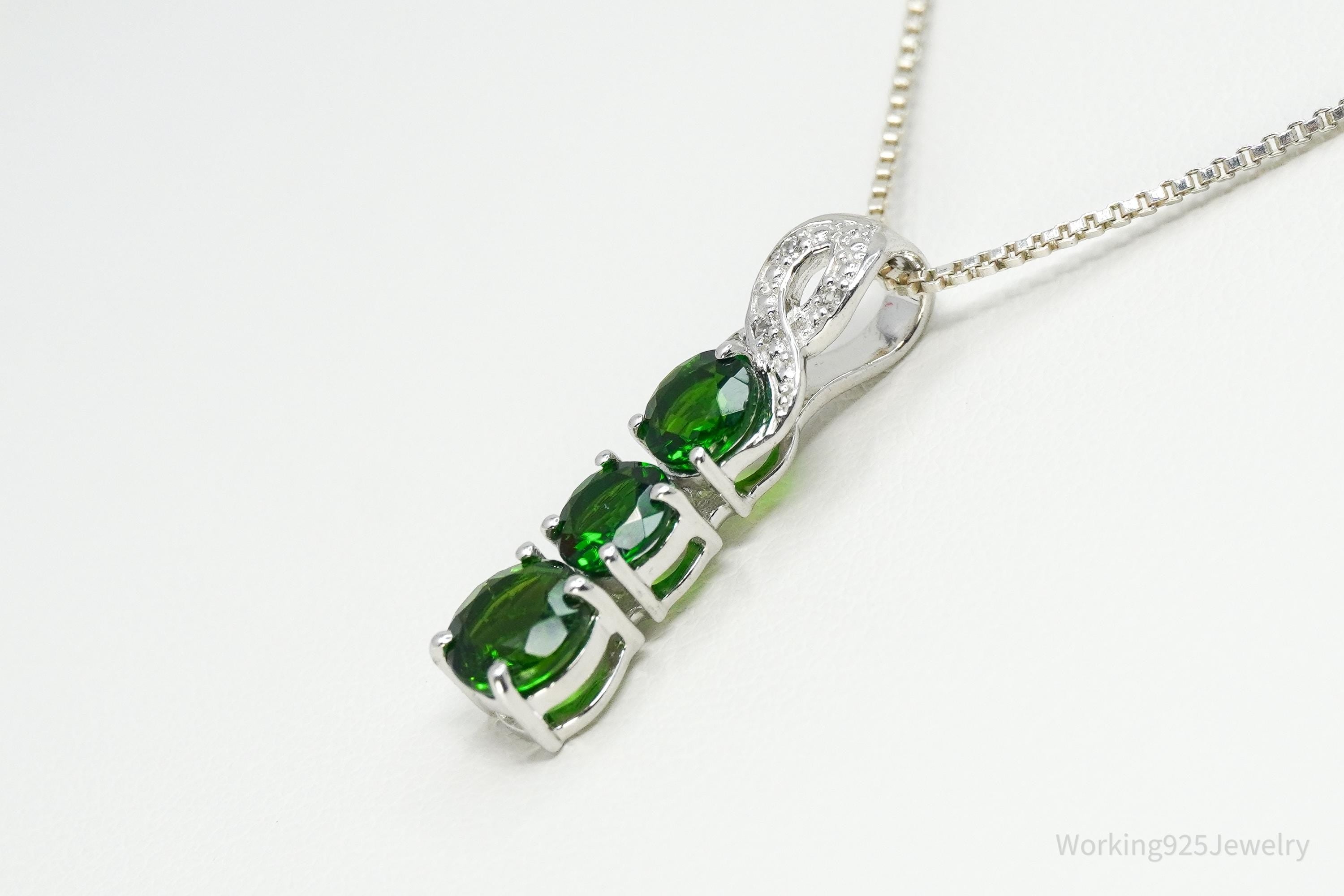 TGGC Green Chrome Diopside & White Topaz Sterling Silver Necklace 18"