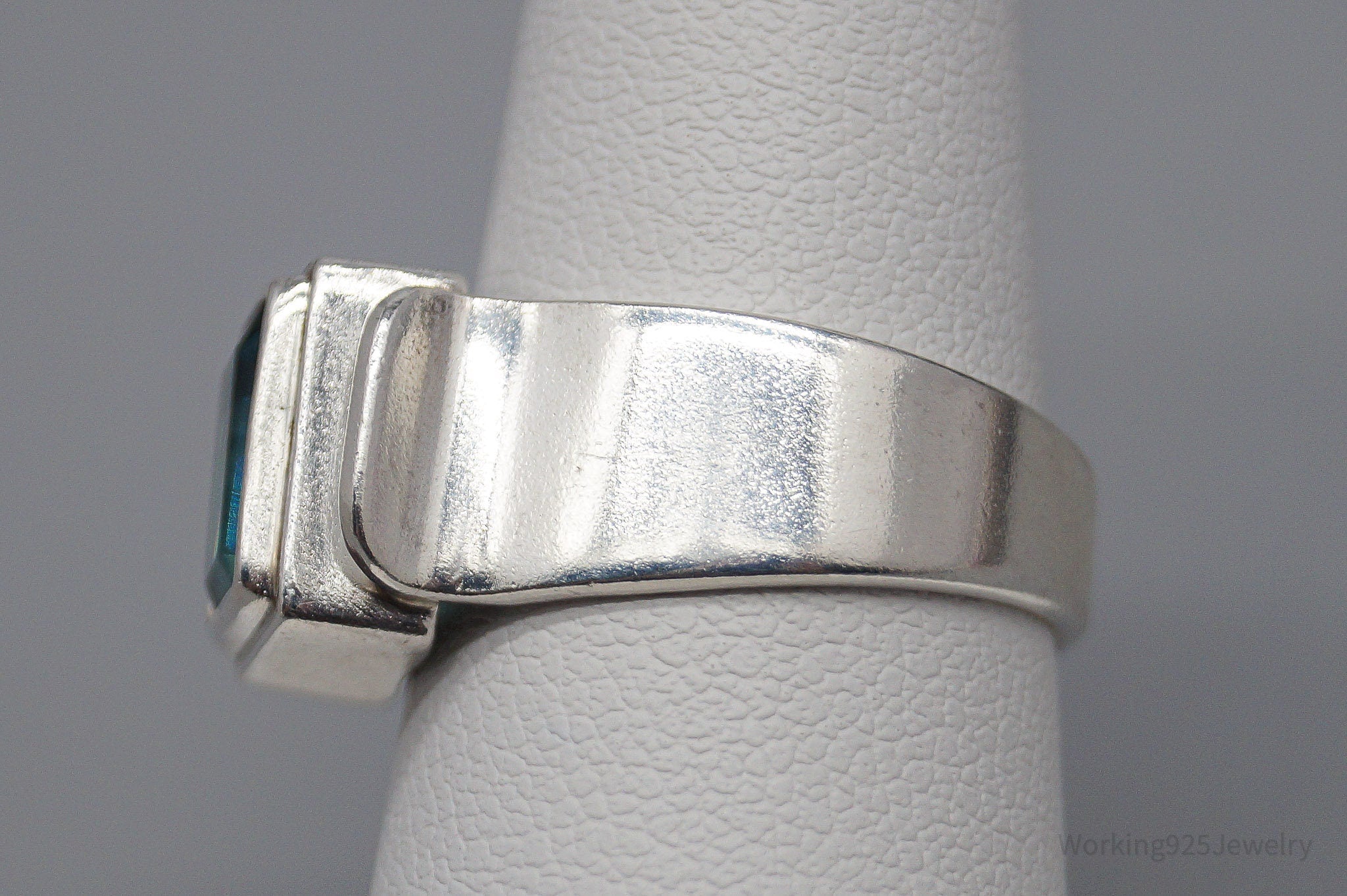 Vintage Blue Topaz Modernist Style Sterling Silver Ring - Size 7