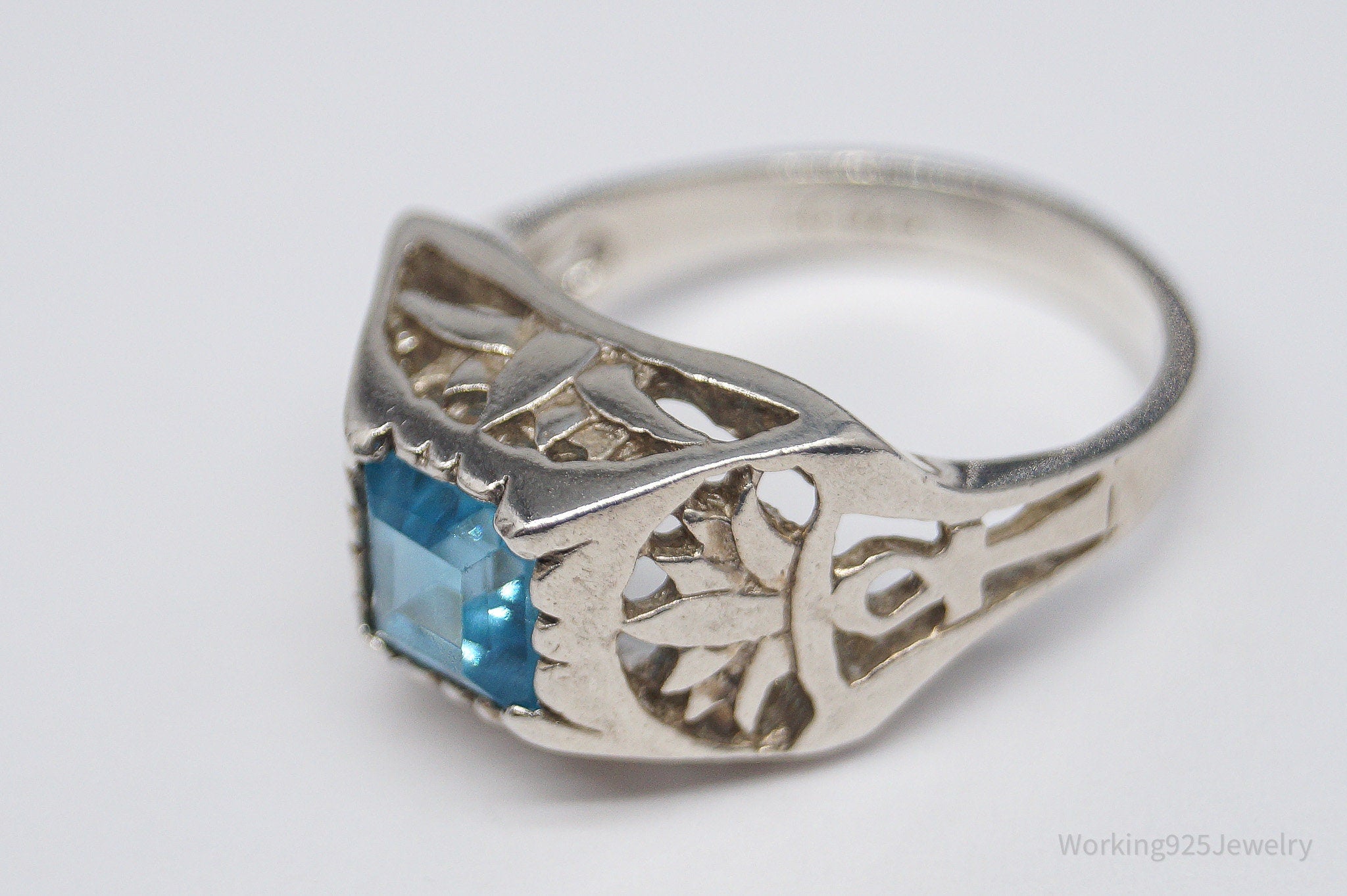 Vintage Blue Topaz Ankh Cross & Lotus Sterling Silver Ring - Size 7.75