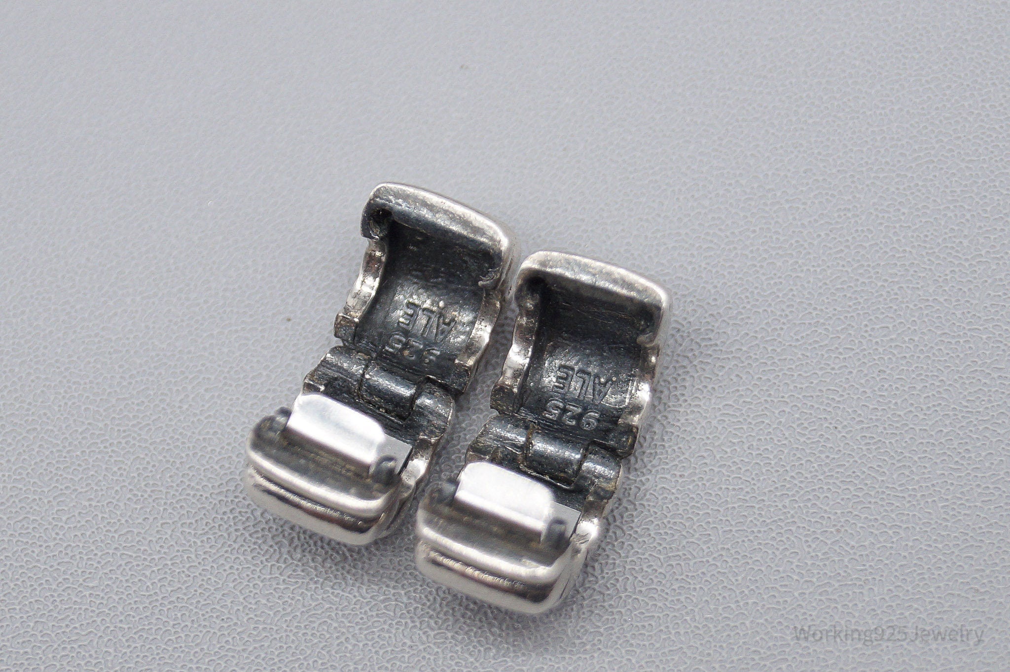 Retired Authentic Designer Pandora ALE Shrimp Clip Charm Sterling Silver Set