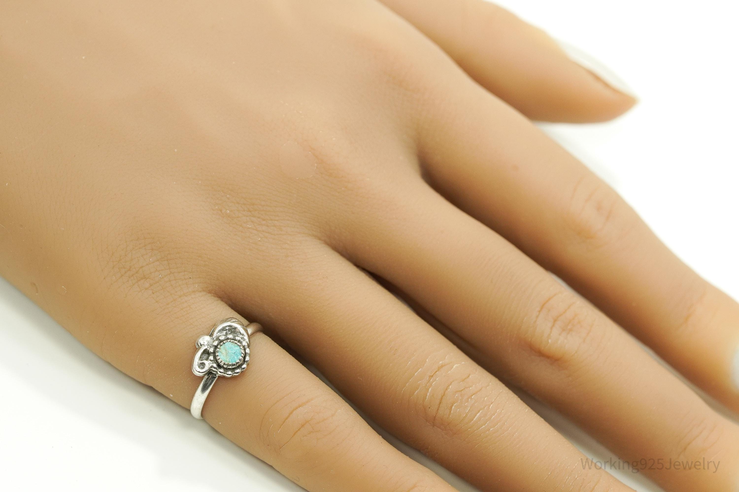 Vintage Handmade Native American Turquoise Unsigned Silver Ring - Size 5.25