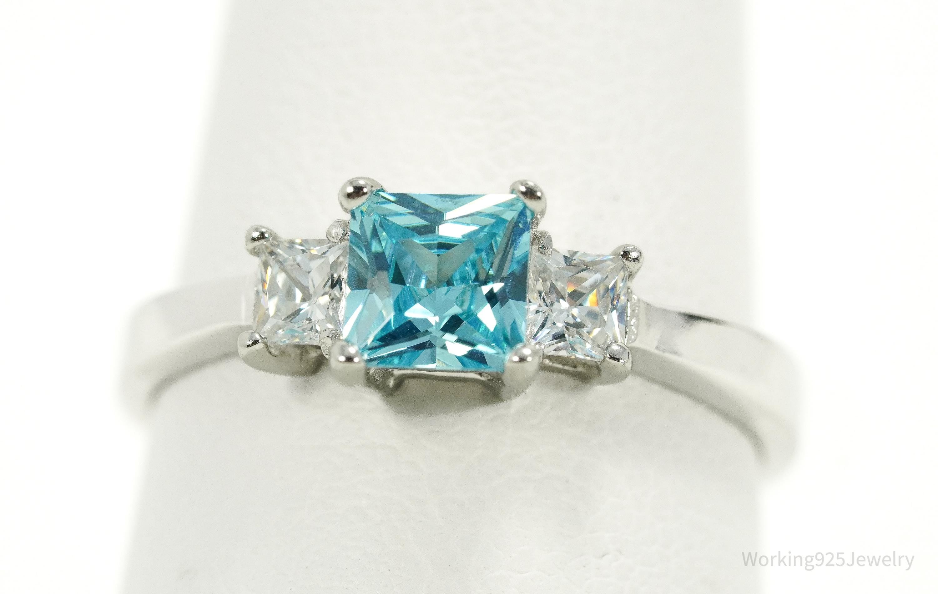 VTG Blue & White Cubic Zirconia Sterling Silver Ring - Size 7.25