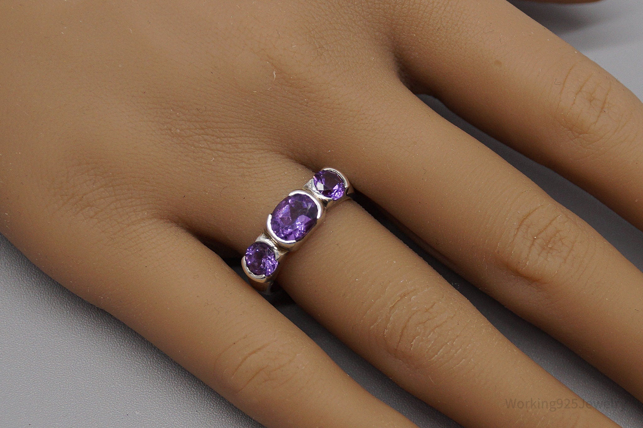 Vintage Amethyst Sterling Silver Ring - Size 7.5